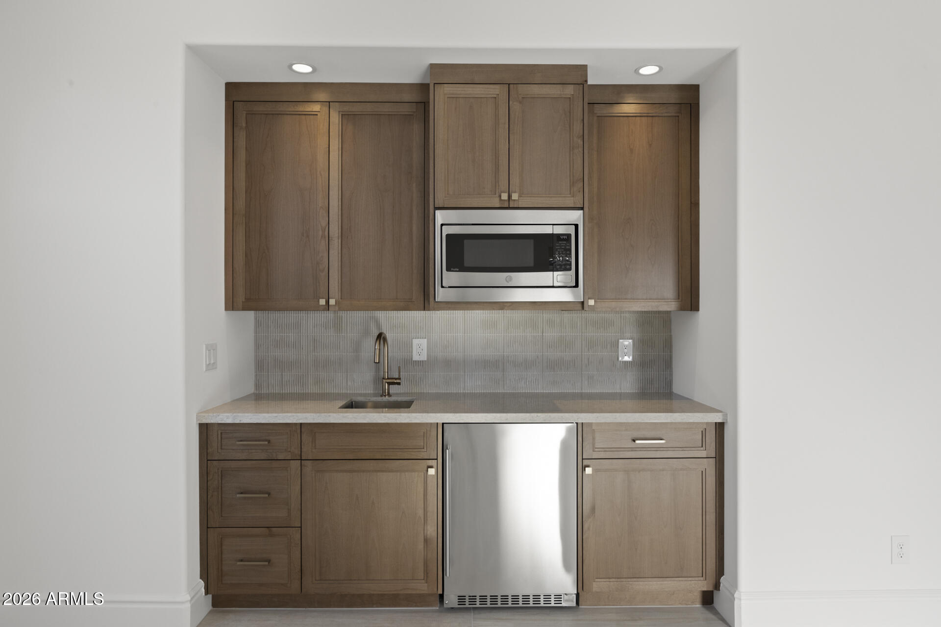 EMERALD HILLS - Residential