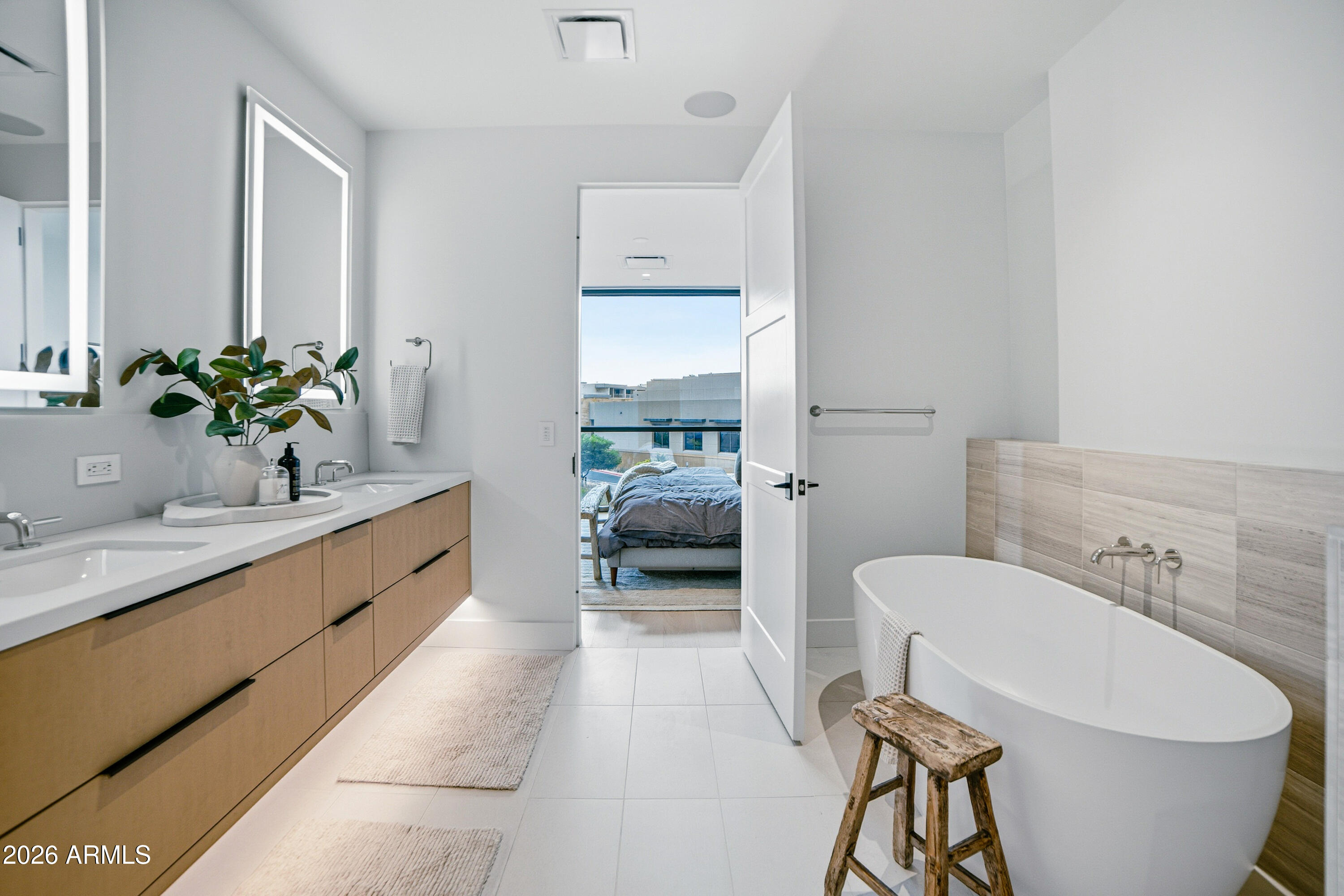 Ascent at the Phoenician Camelback Residences - Residential