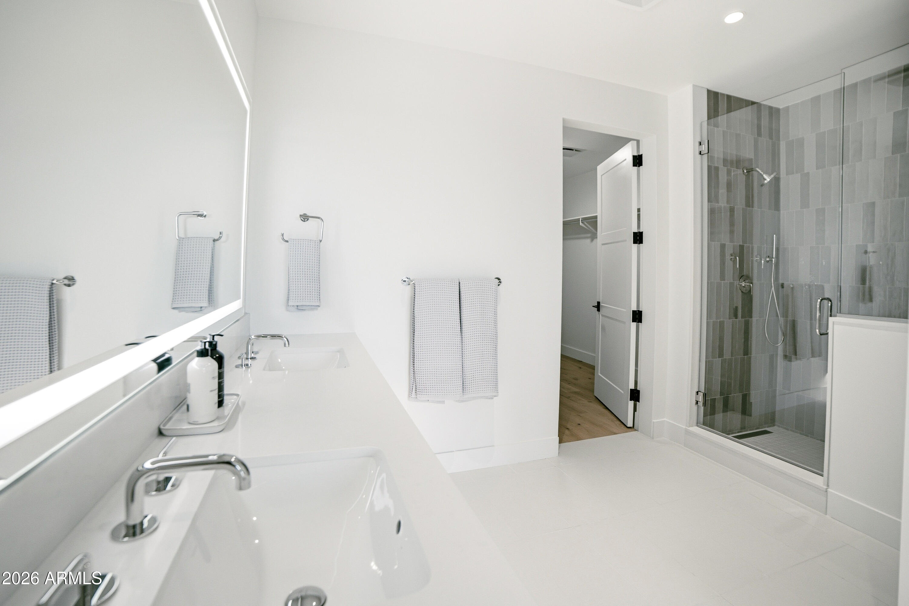 Ascent at the Phoenician Camelback Residences - Residential