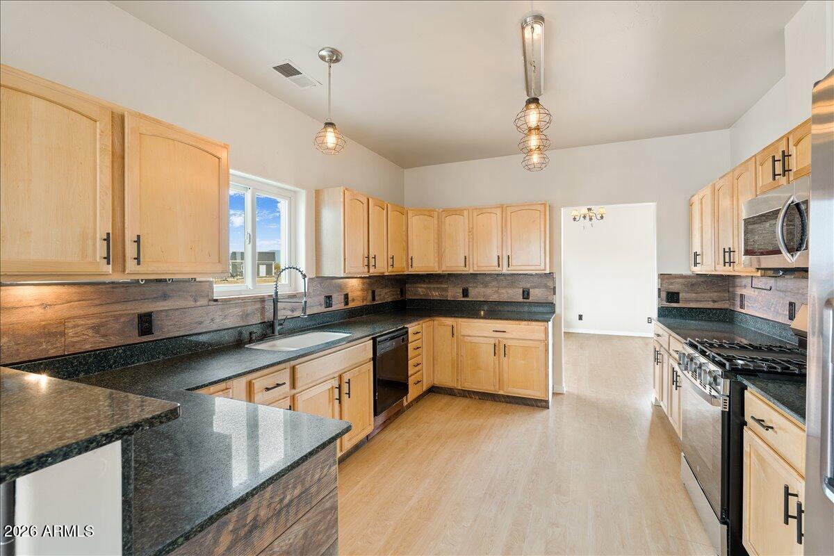 POQUITO VALLEY - Residential