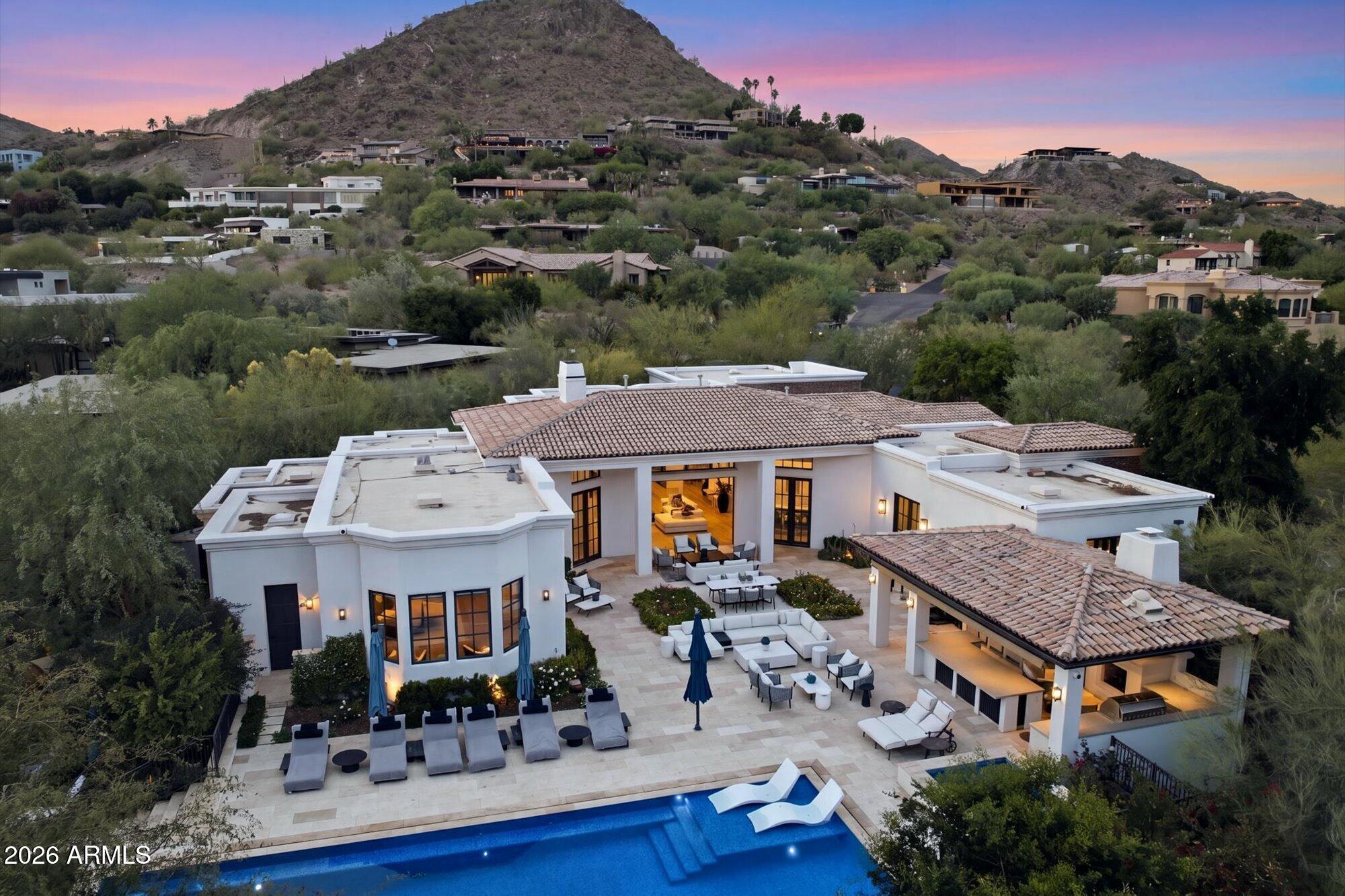 PARADISE HIGHLANDS ESTATES - Residential