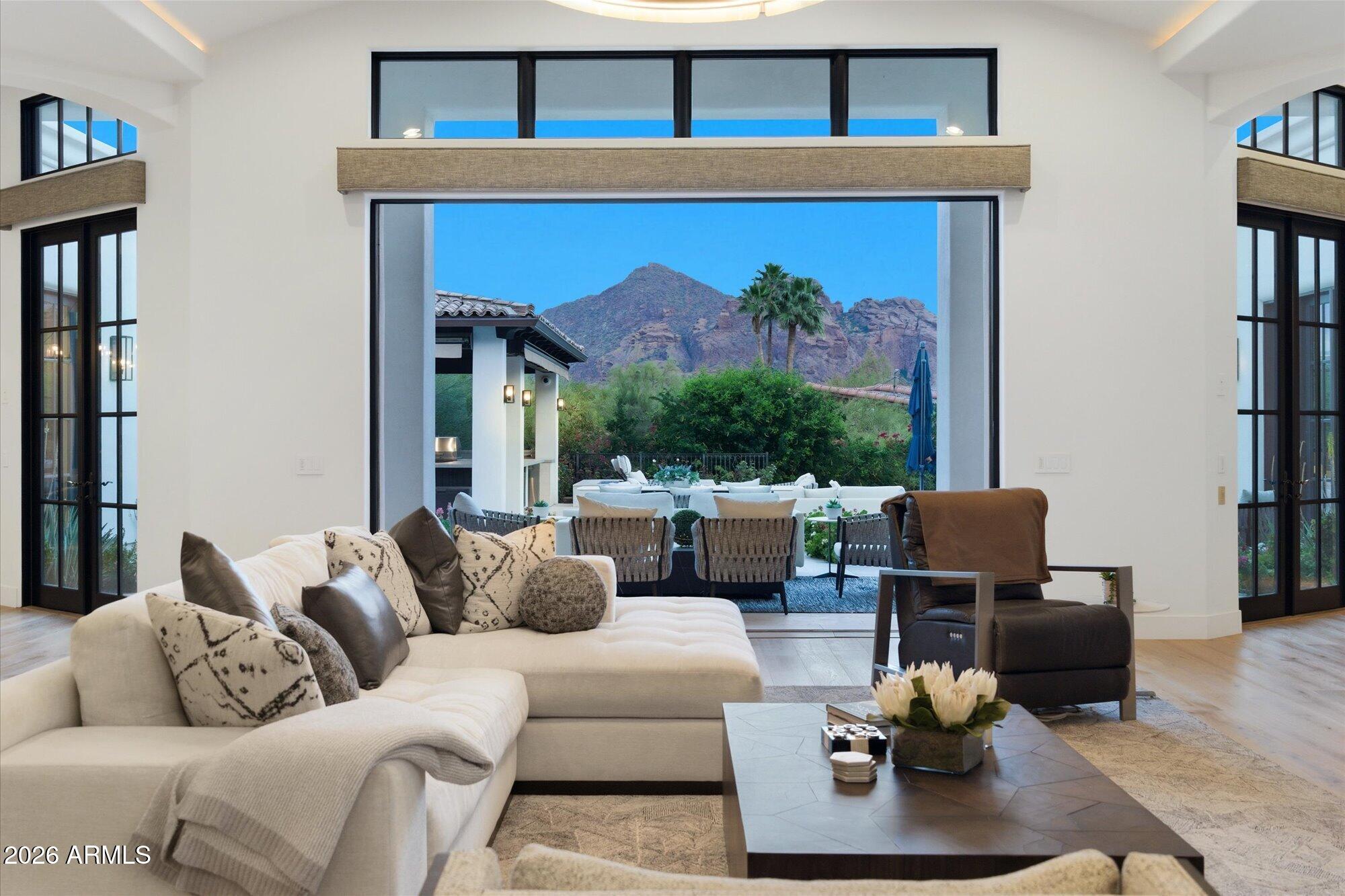 PARADISE HIGHLANDS ESTATES - Residential