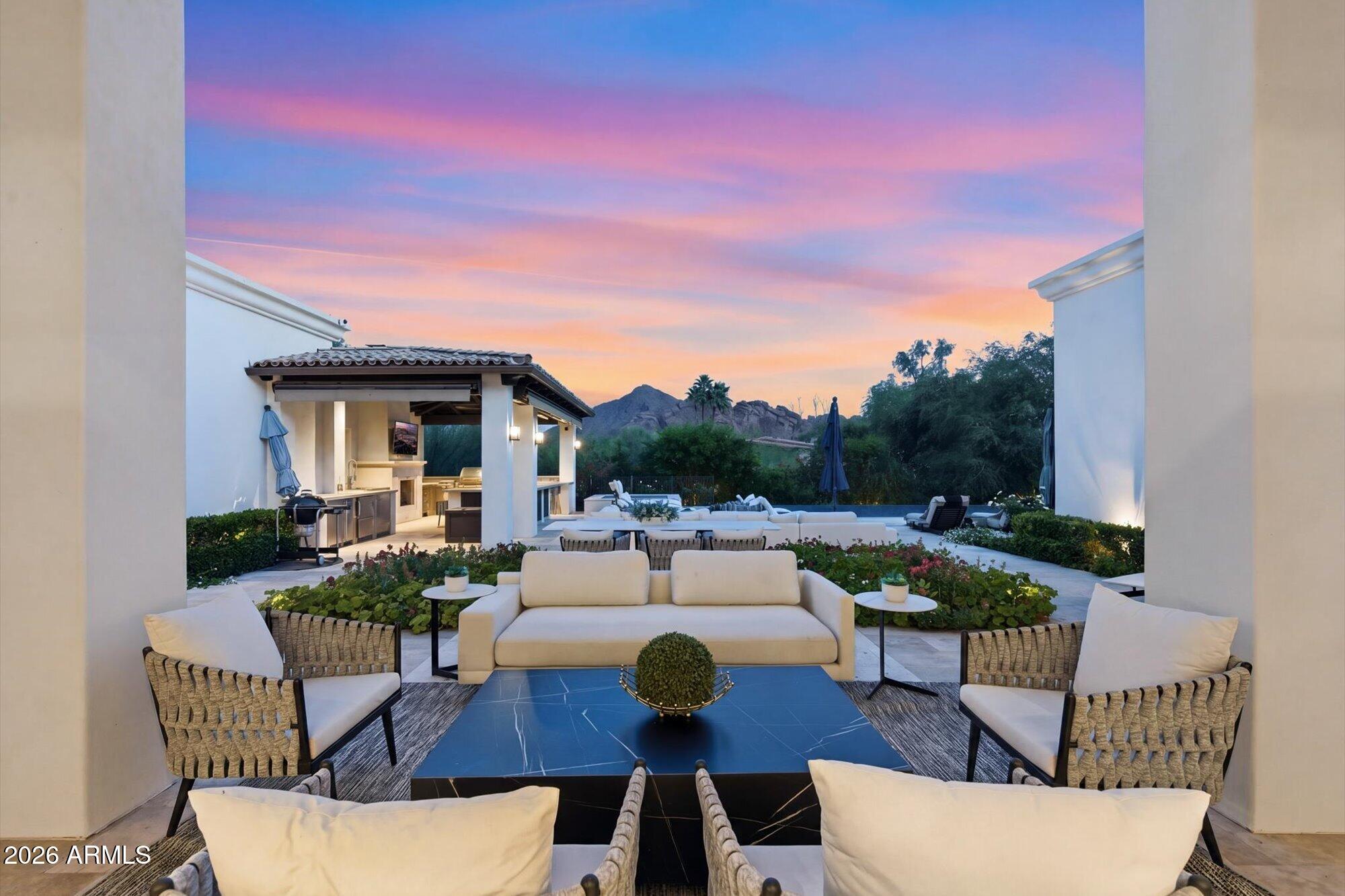 PARADISE HIGHLANDS ESTATES - Residential