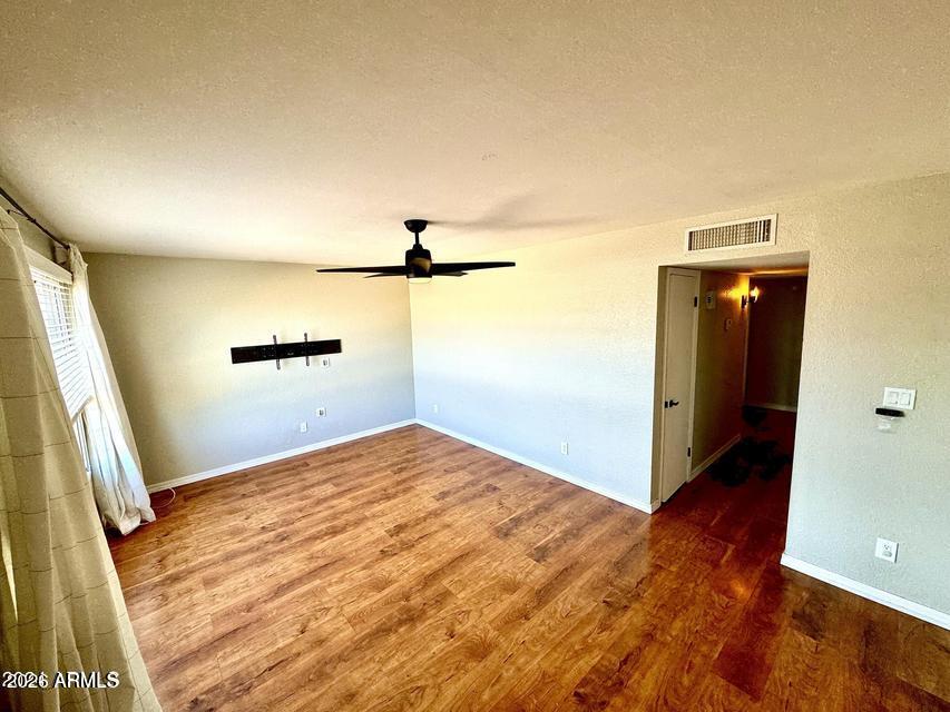 ROADRUNNER ESTATES - Residential Lease