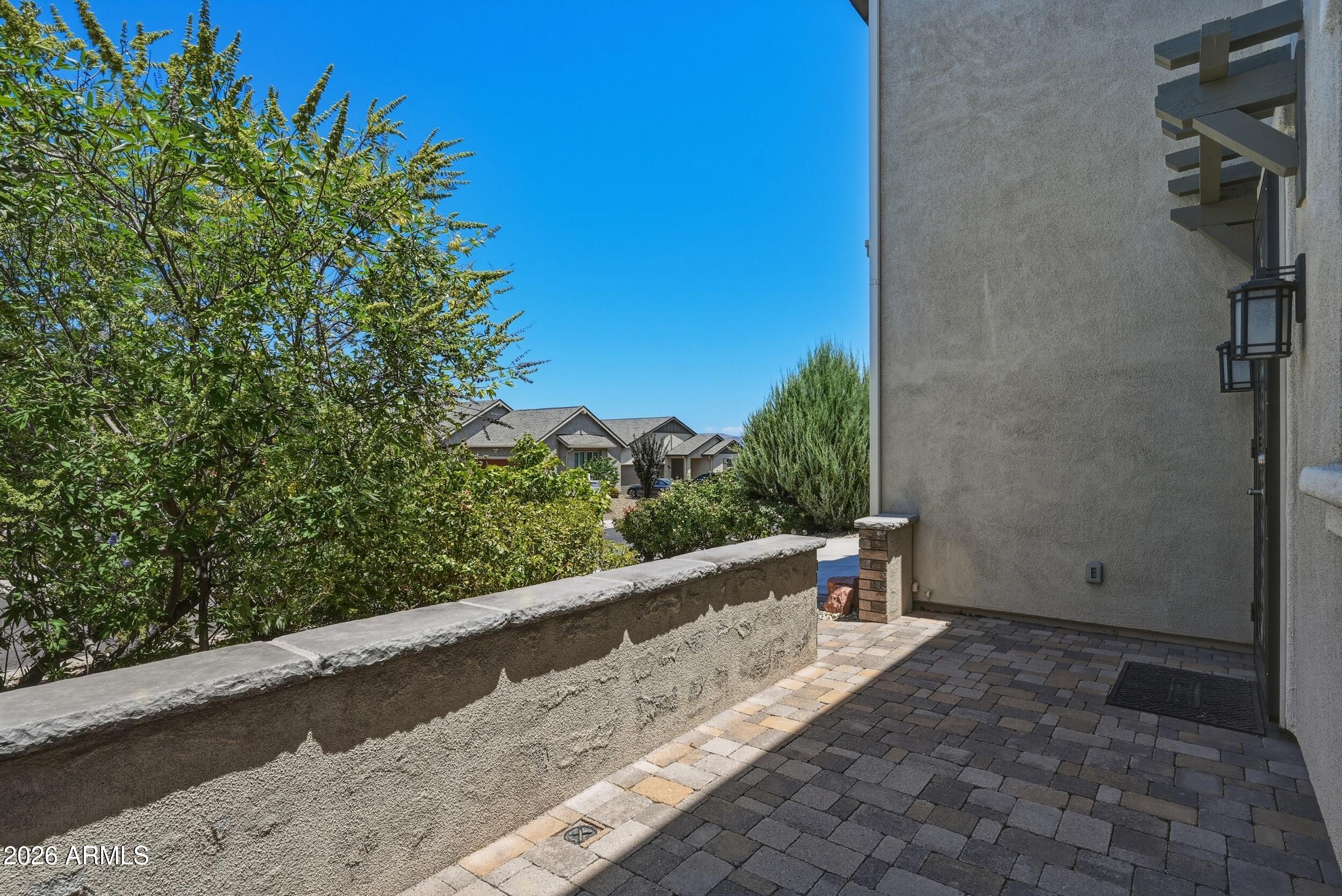 MOUNTAIN GATE - Residential