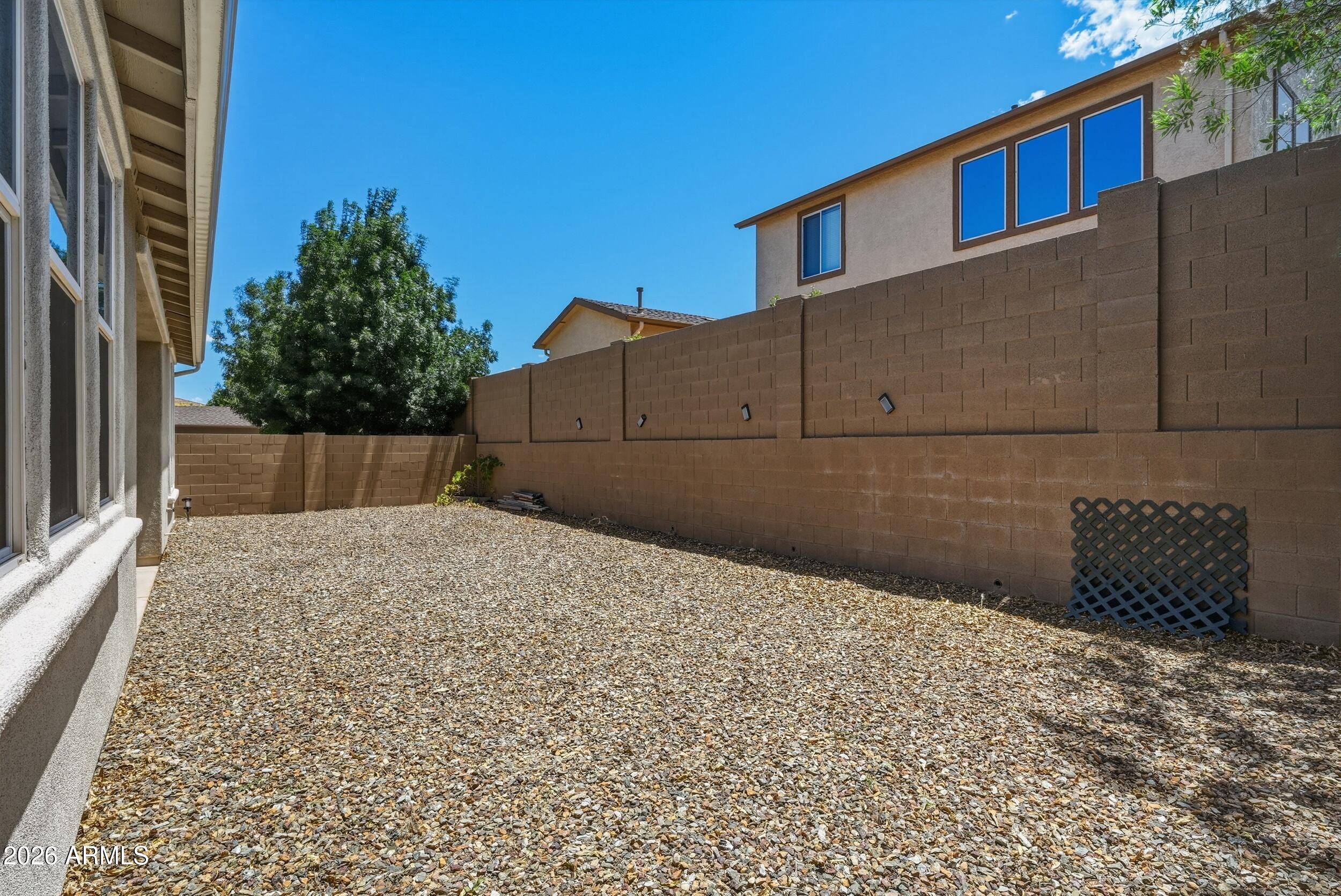 MOUNTAIN GATE - Residential