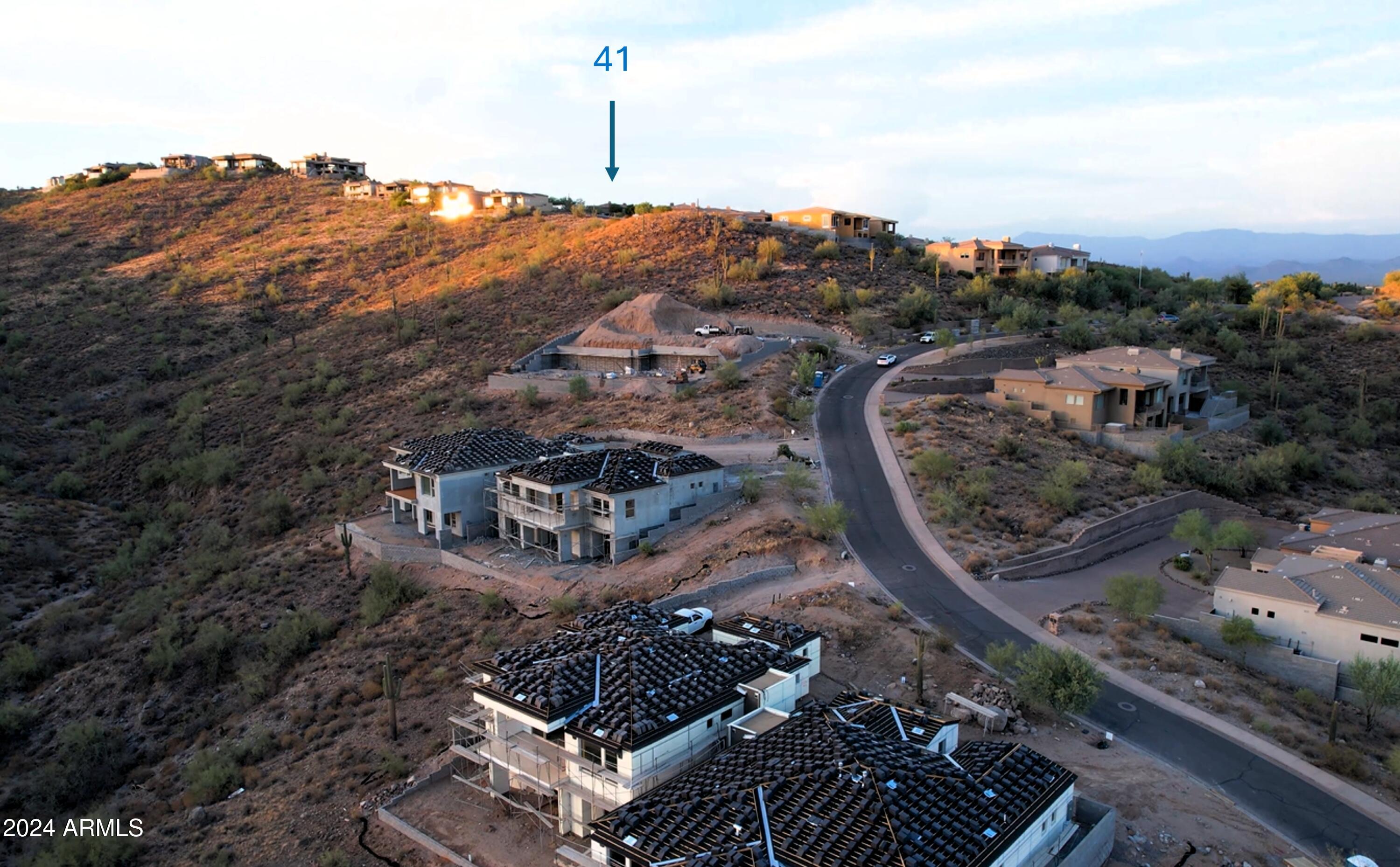SUMMIT AT CRESTVIEW CONDOMINIUM - Residential