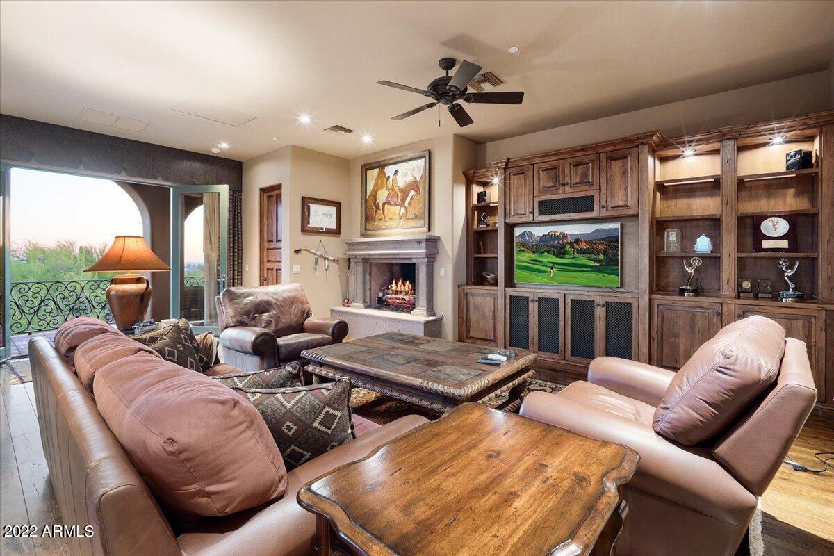 DESERT HIGHLANDS - Residential