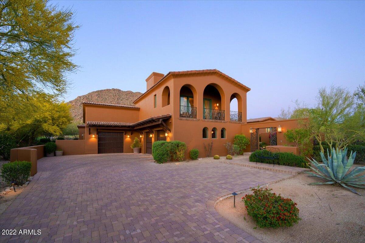 DESERT HIGHLANDS - Residential