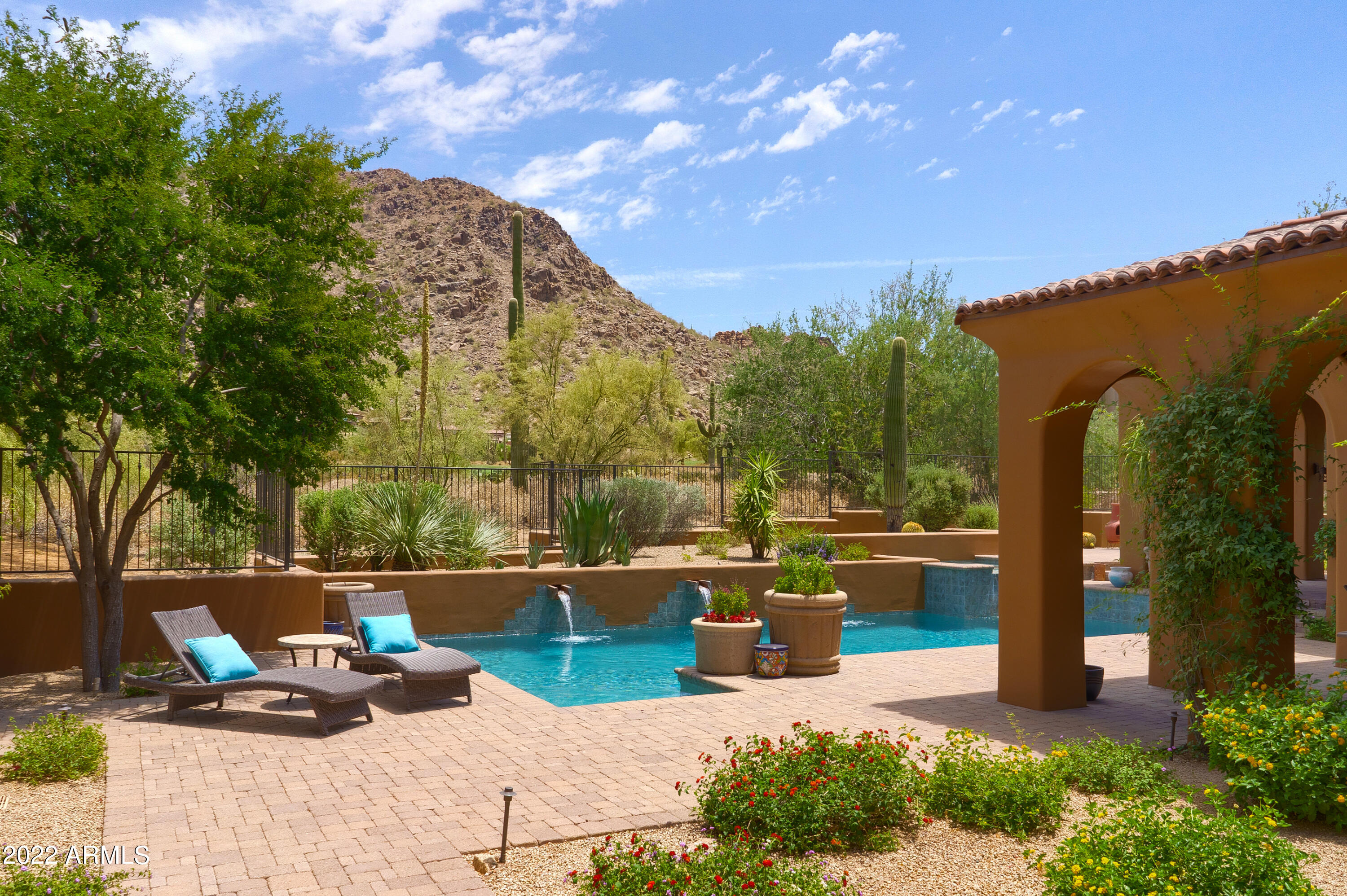 DESERT HIGHLANDS - Residential