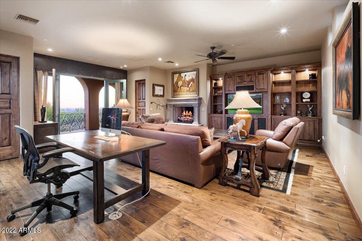 DESERT HIGHLANDS - Residential