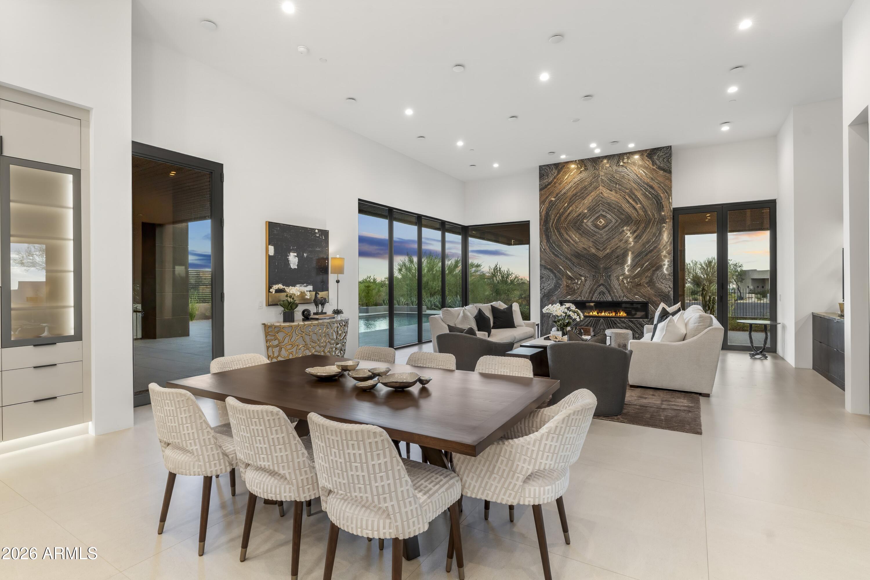 DESERT MOUNTAIN - Residential