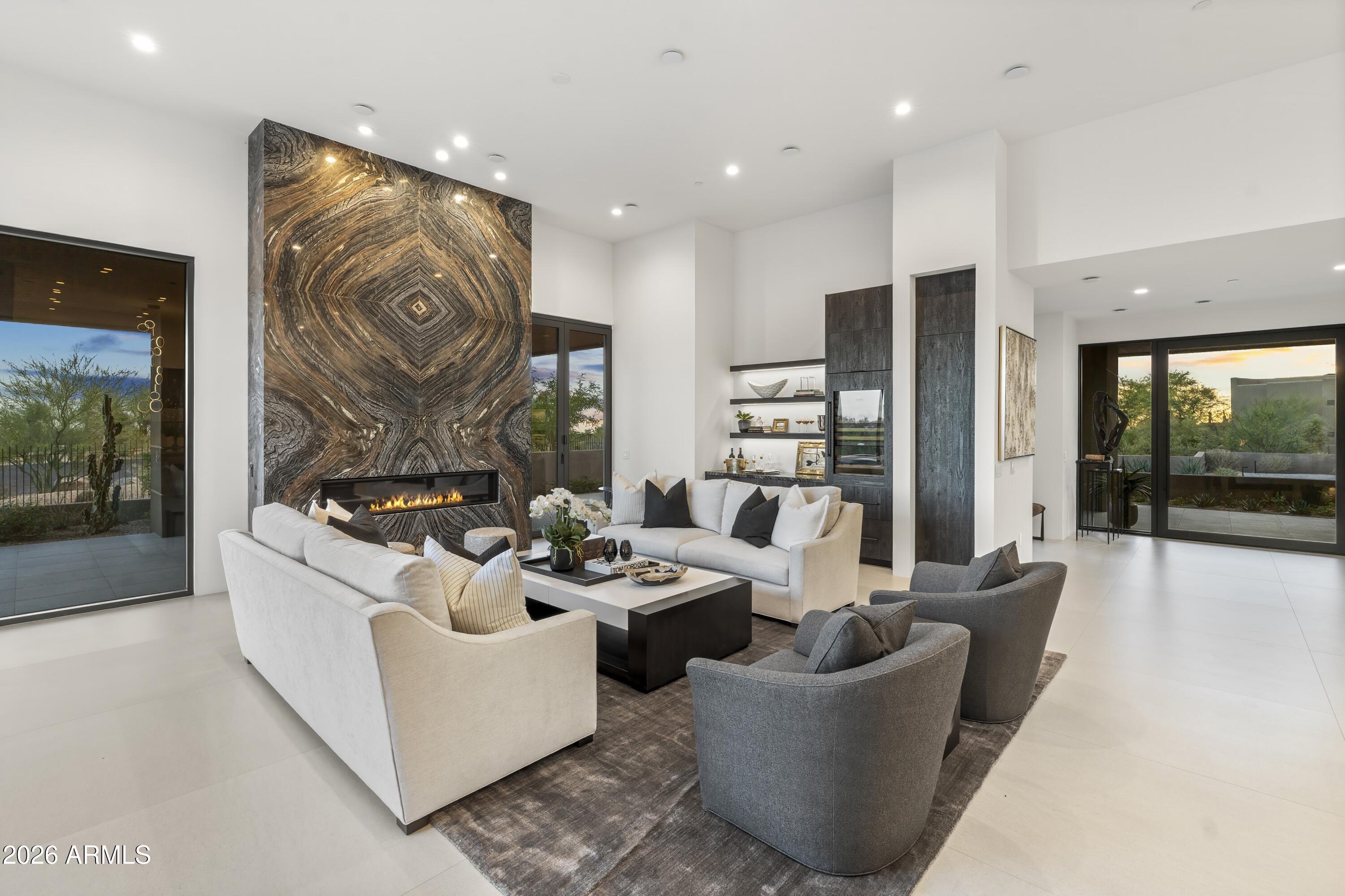 DESERT MOUNTAIN - Residential