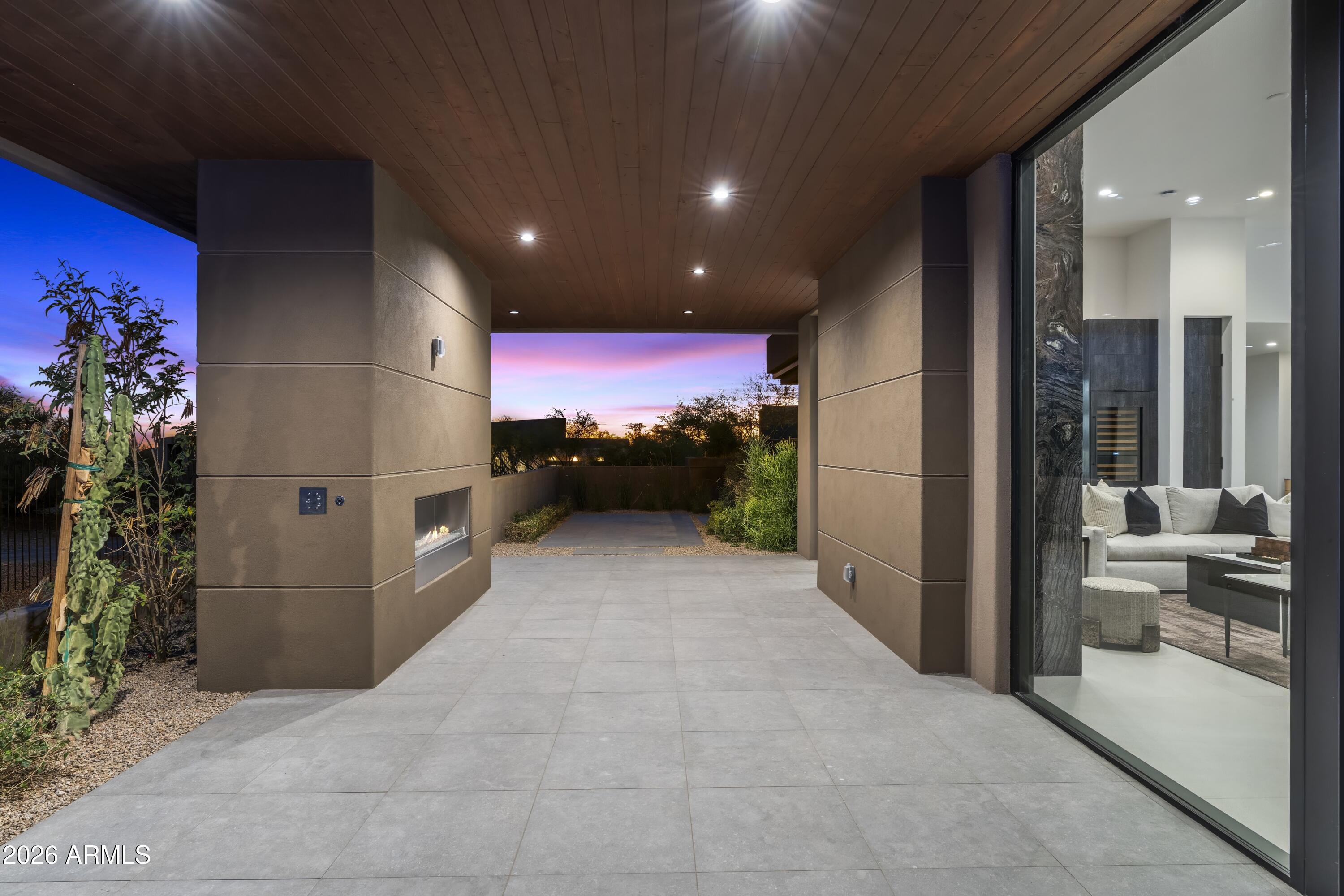 DESERT MOUNTAIN - Residential