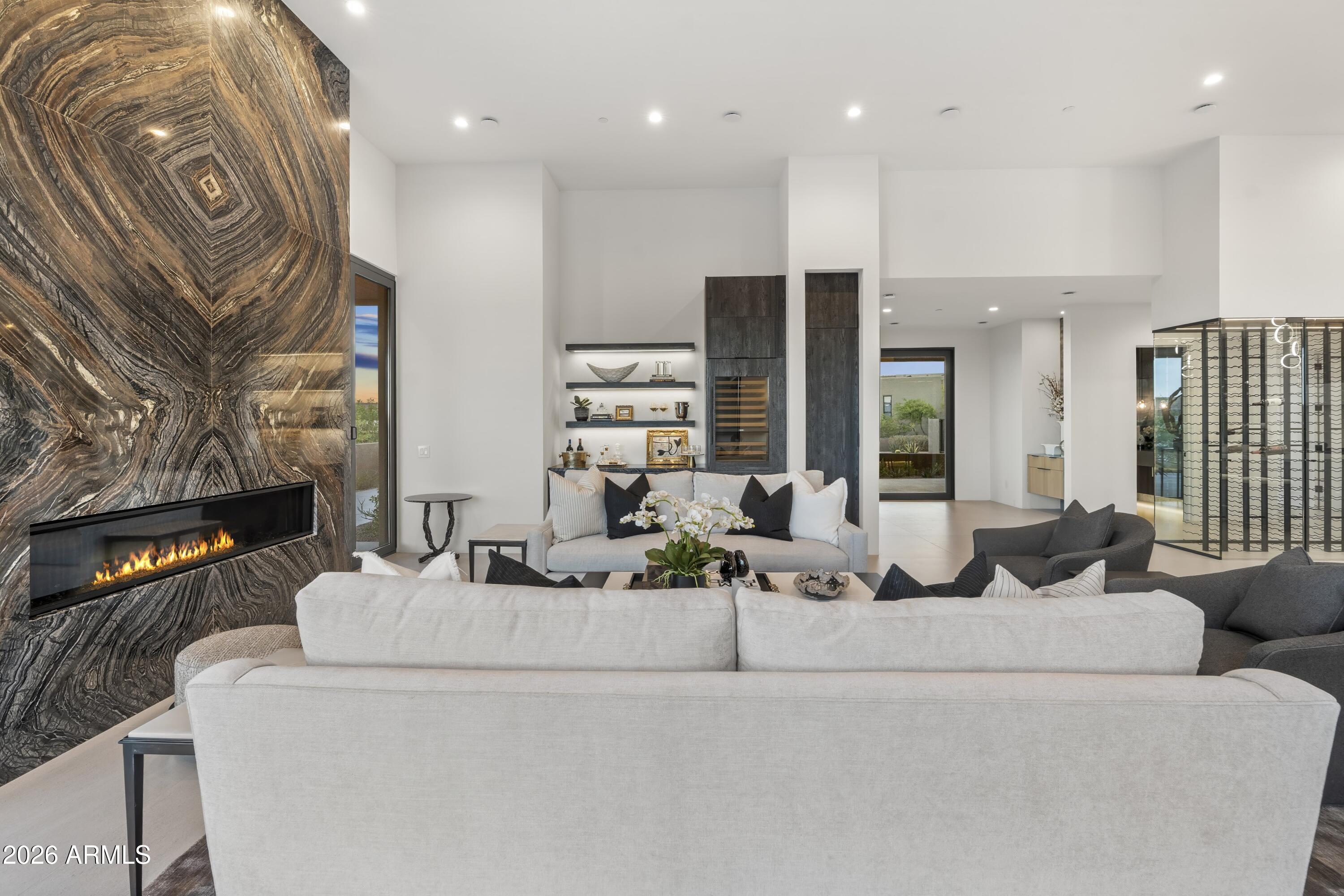 DESERT MOUNTAIN - Residential
