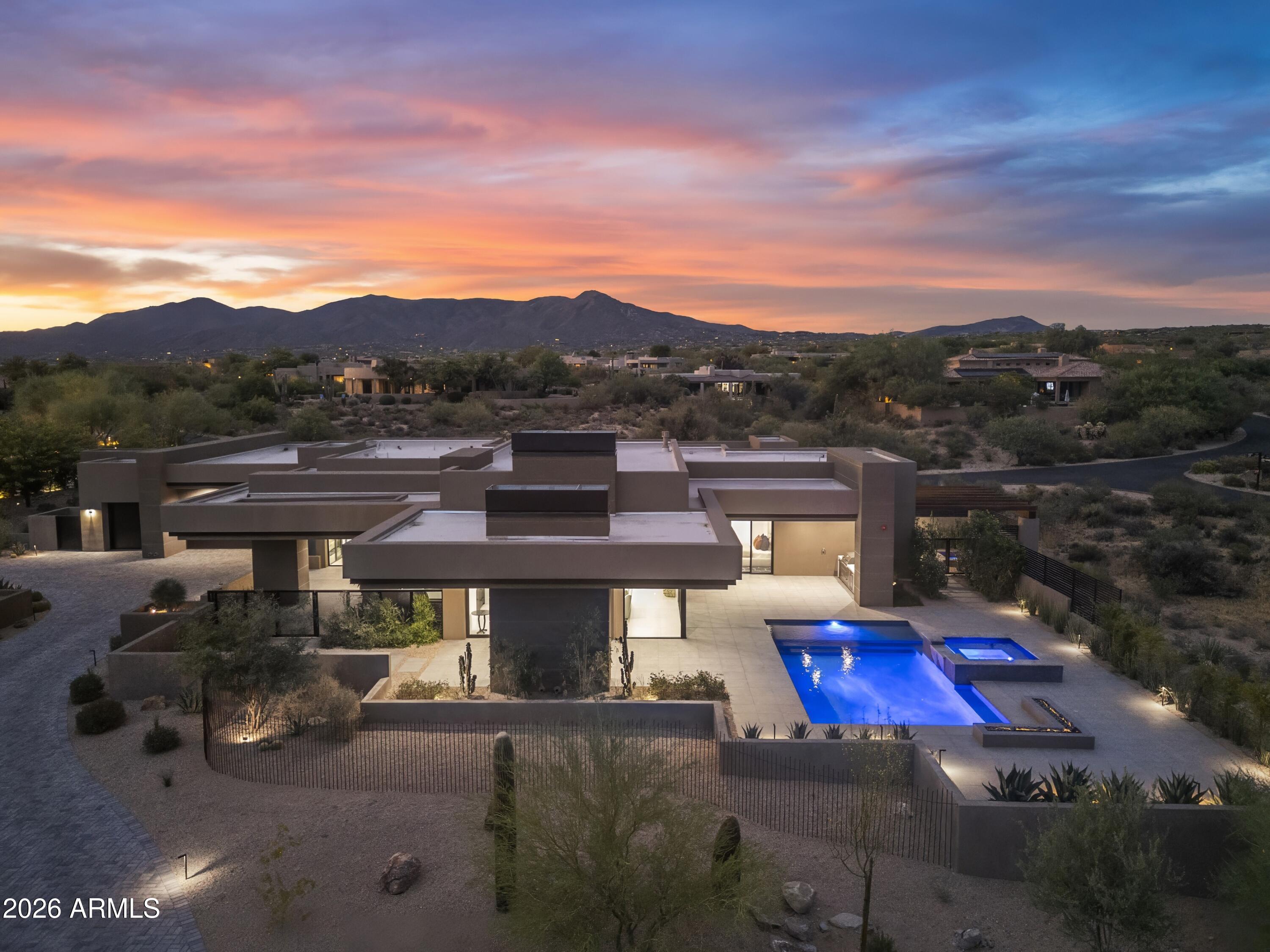 DESERT MOUNTAIN - Residential