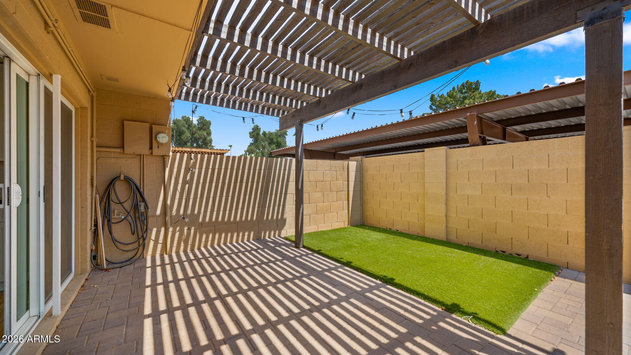 CASA GRANADA EAST TOWNHOUSES - Residential
