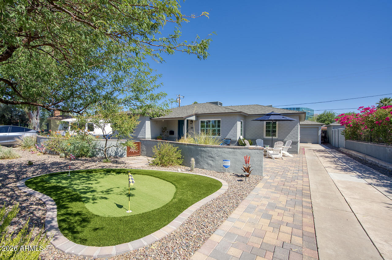 LOU MAR VISTA - Residential