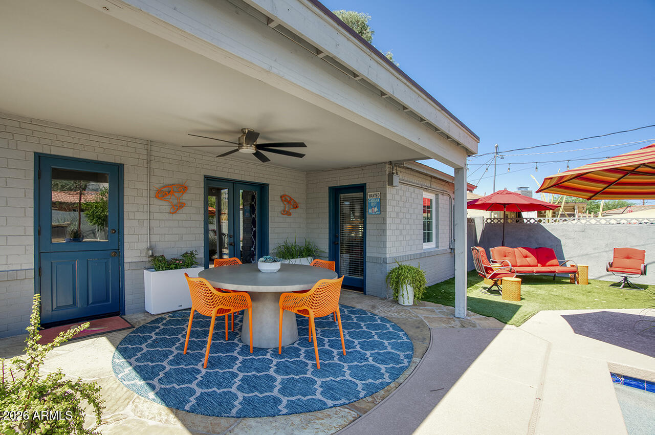 LOU MAR VISTA - Residential
