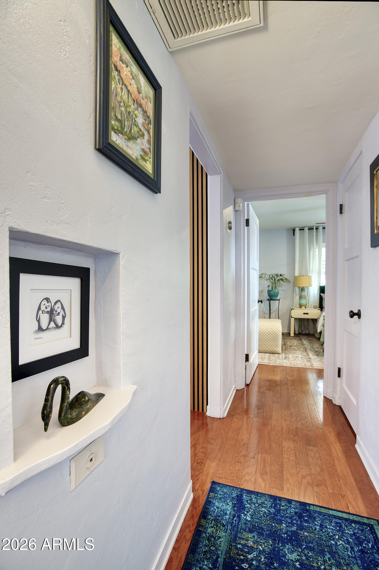 LOU MAR VISTA - Residential