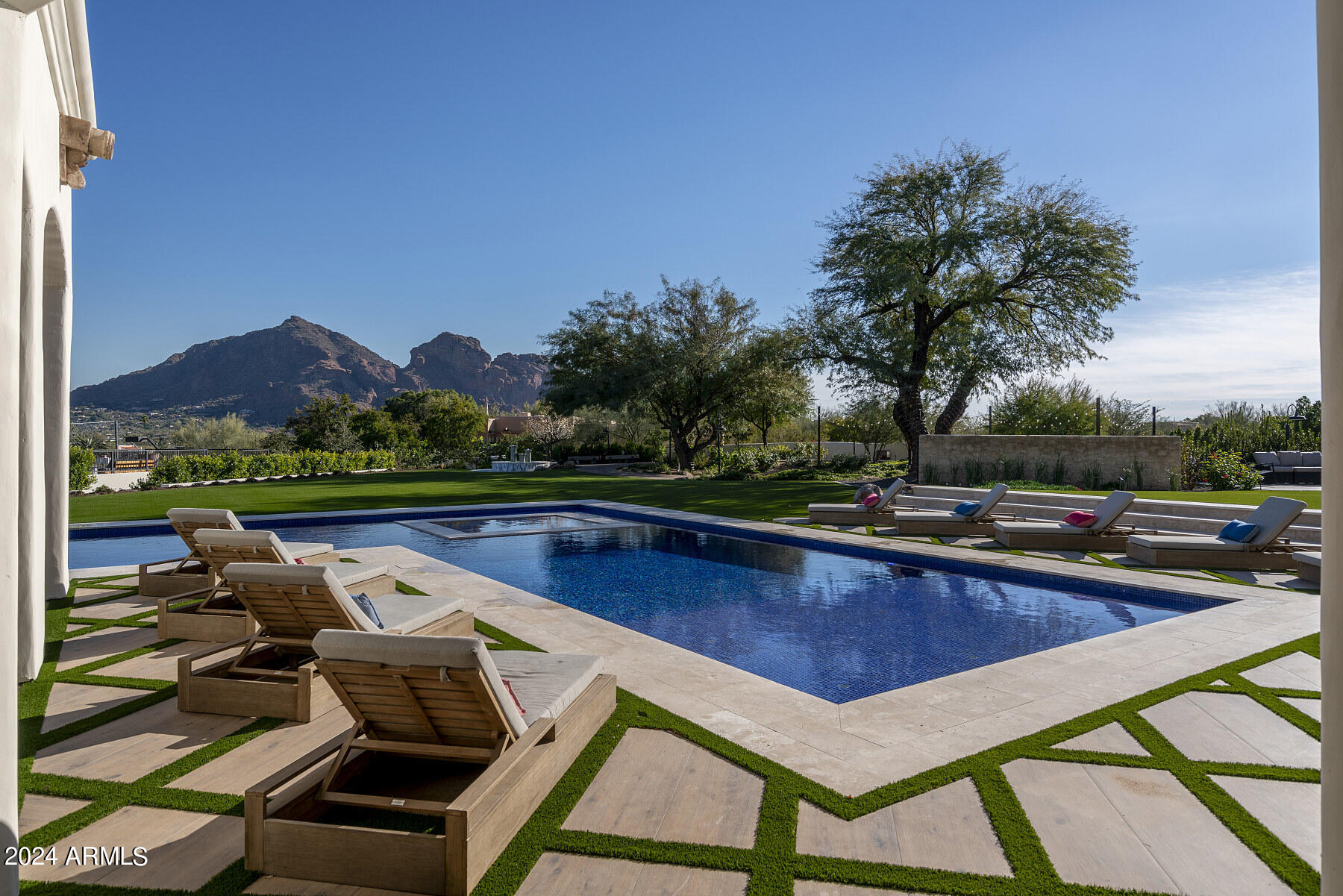 Las Estancias - Residential