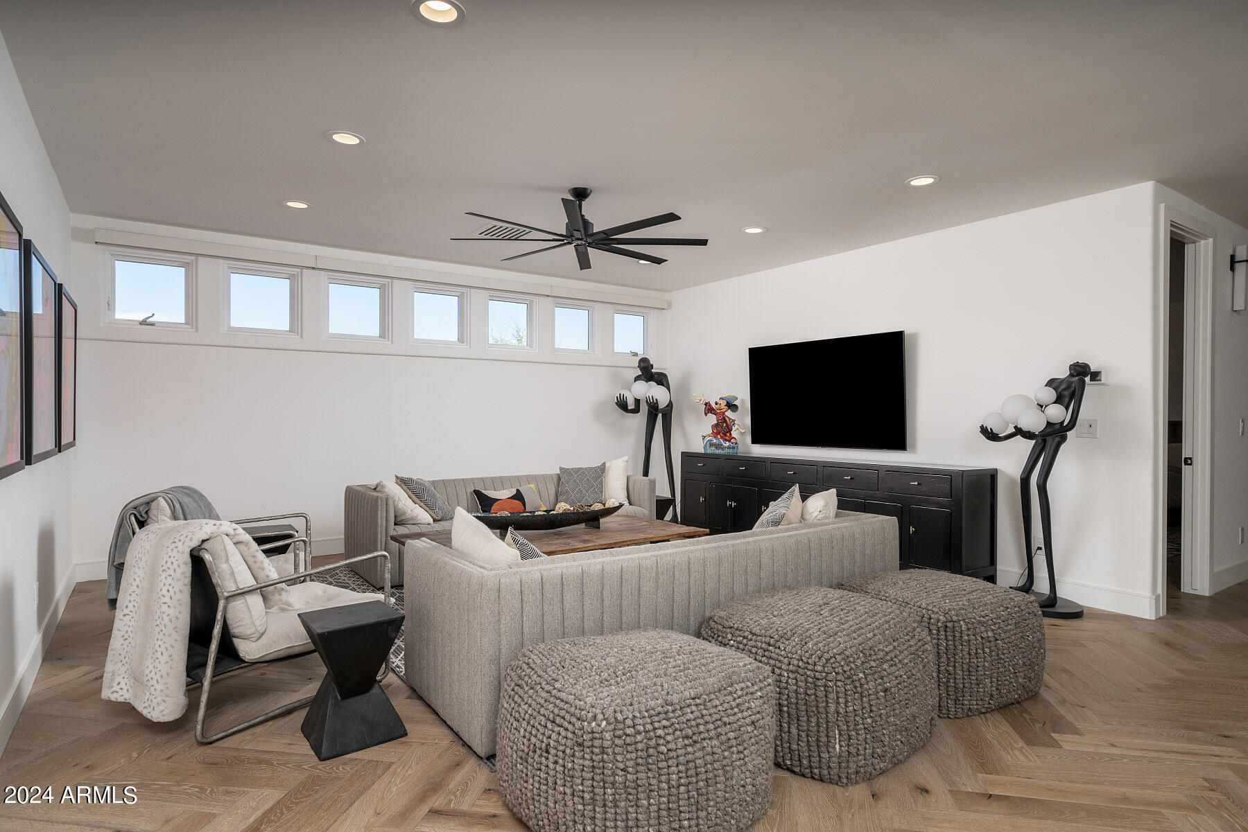 Las Estancias - Residential