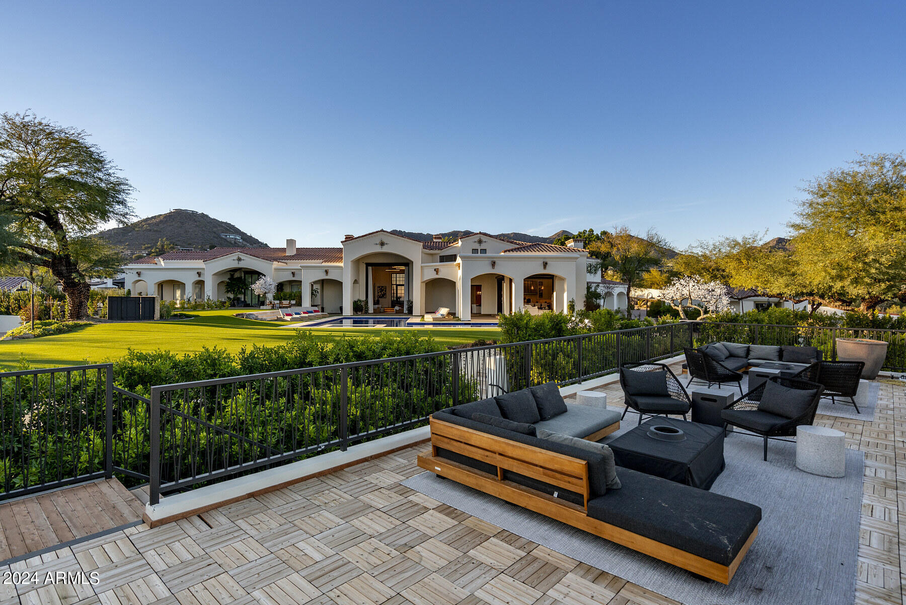 Las Estancias - Residential