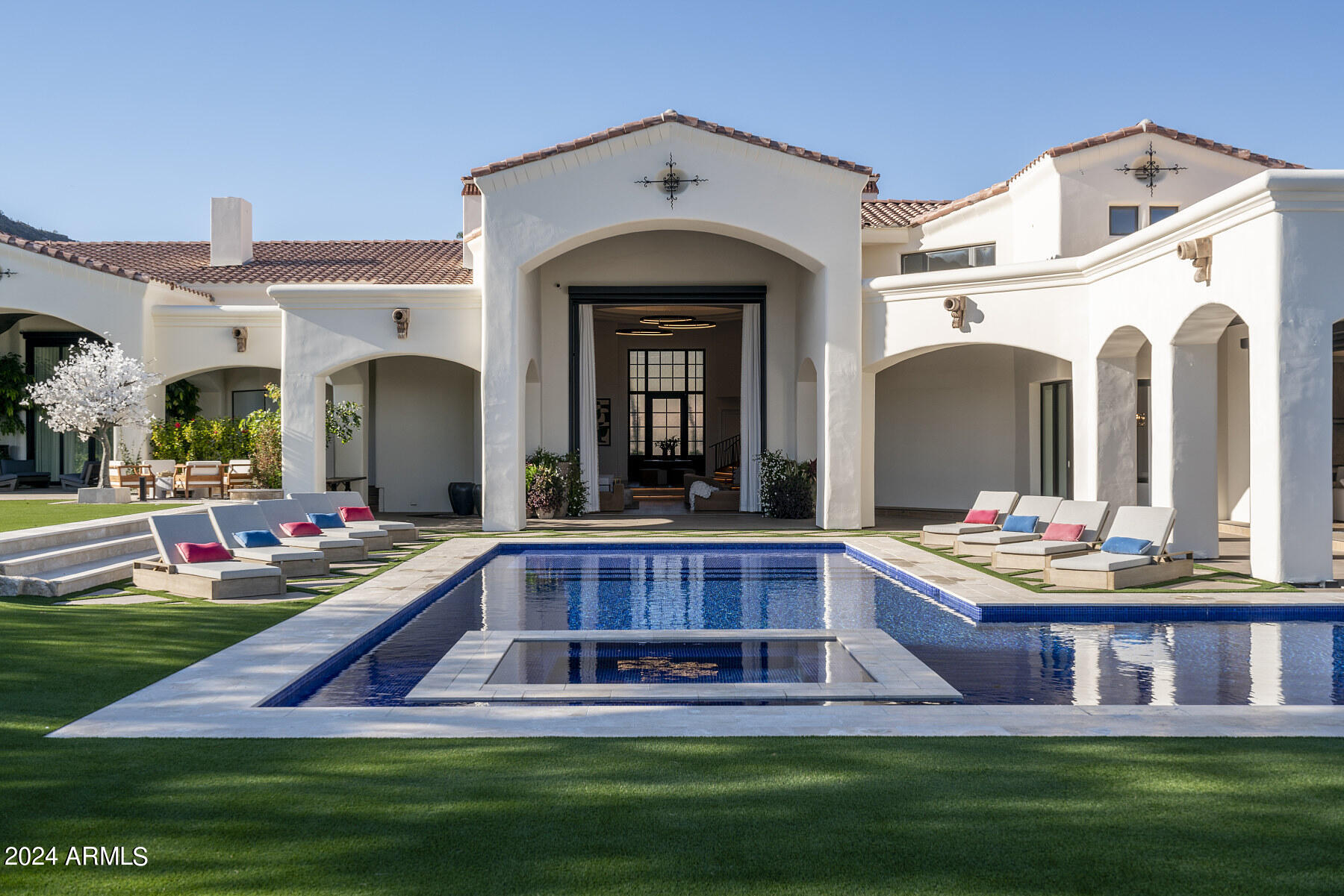 Las Estancias - Residential