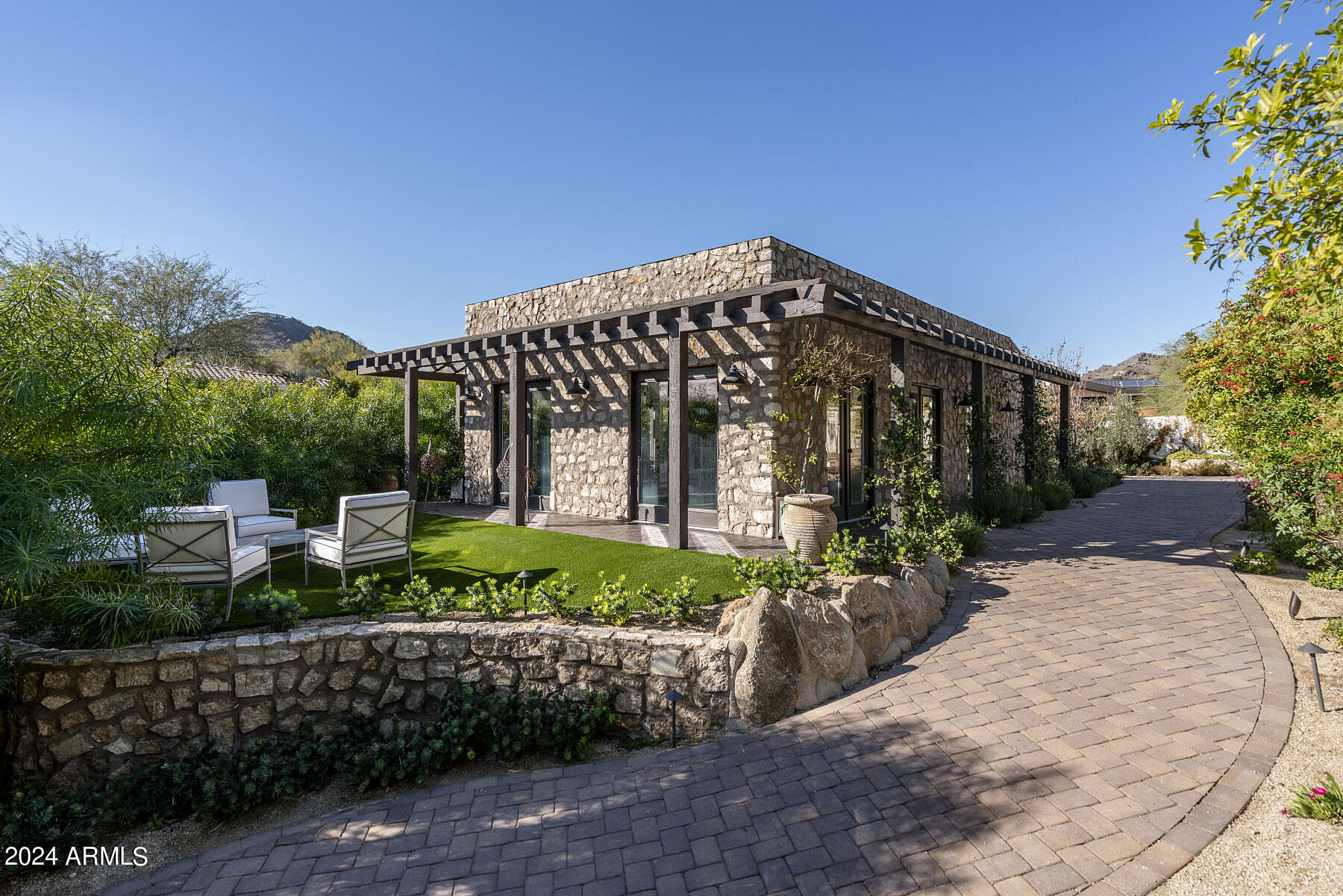 Las Estancias - Residential