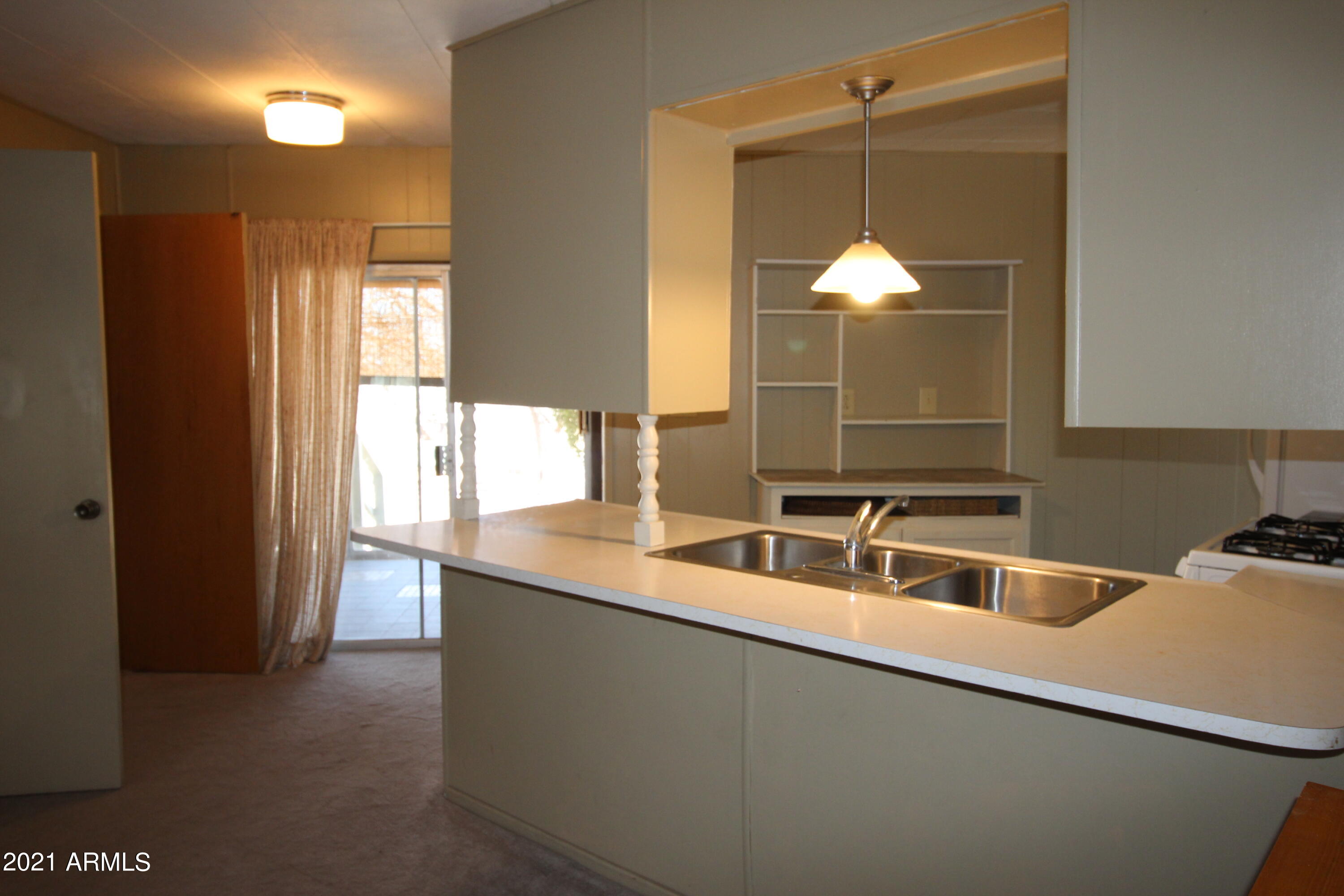 MUSTANG HEIGHTS - Residential
