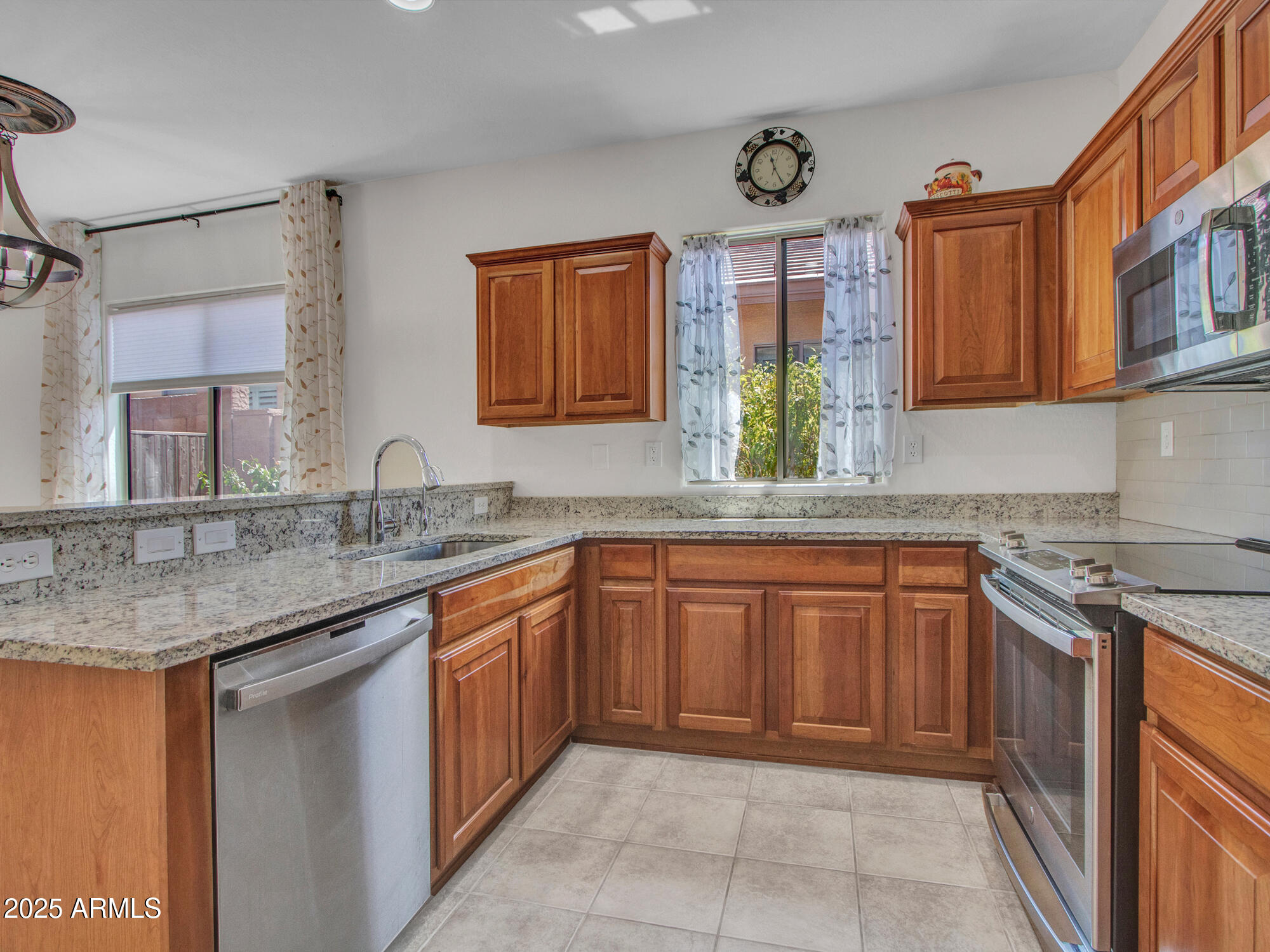 ANTHEM COUNTRY CLUB - Residential