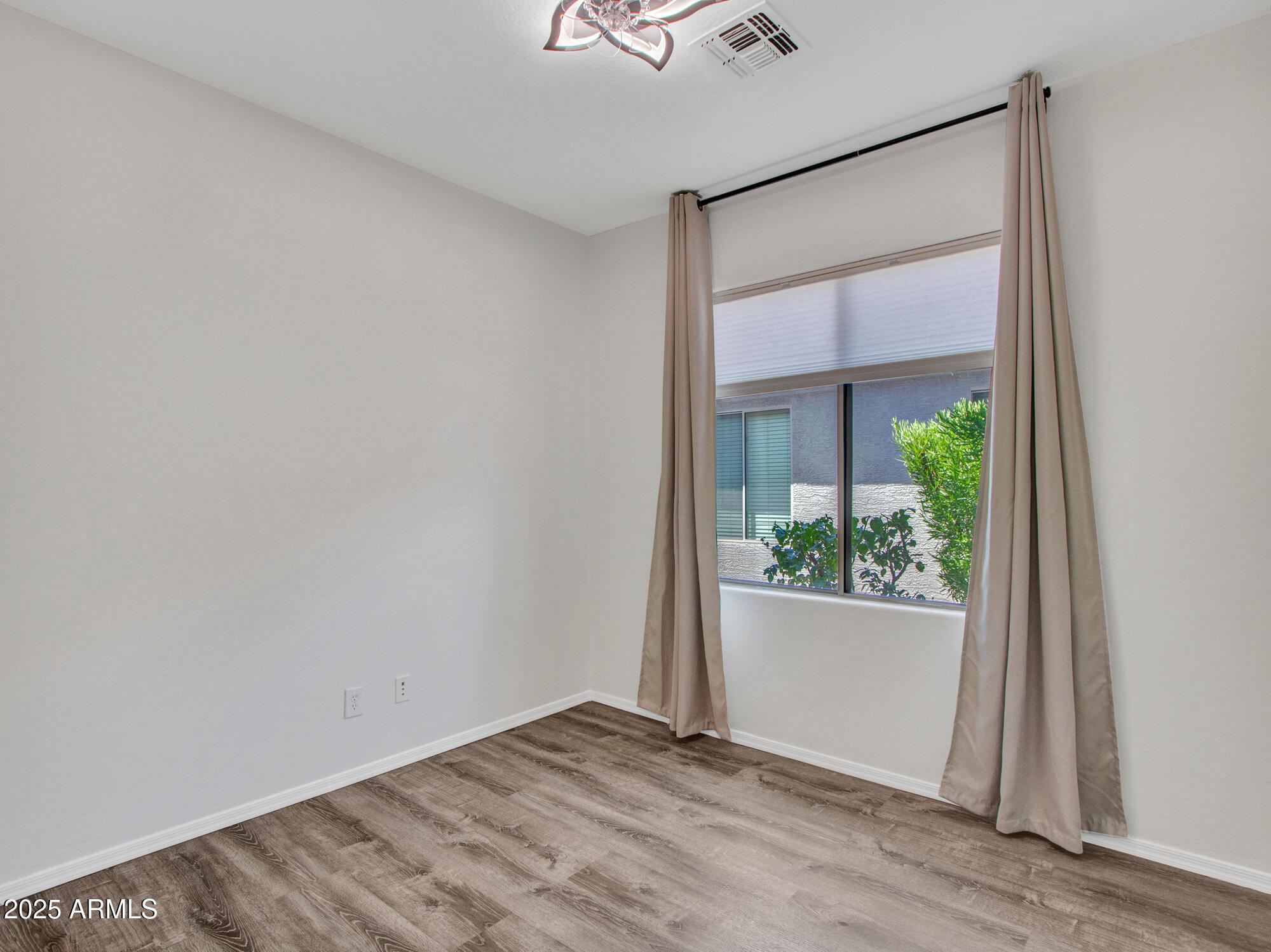 ANTHEM COUNTRY CLUB - Residential