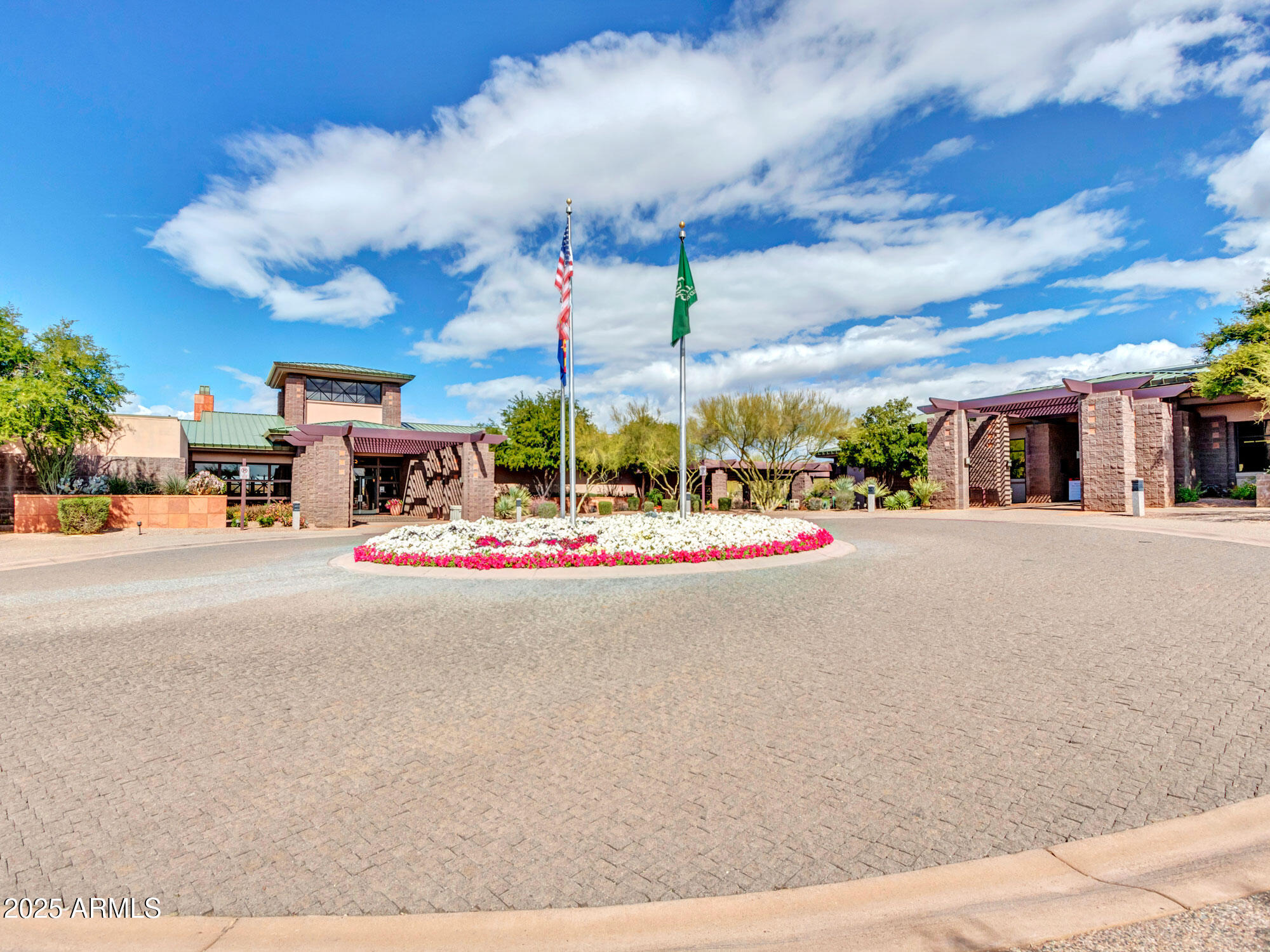 ANTHEM COUNTRY CLUB - Residential