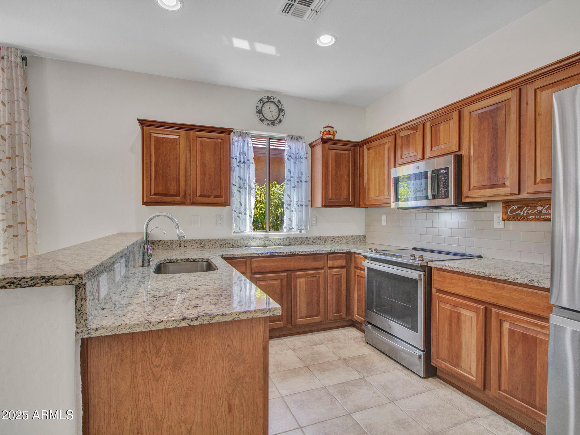 ANTHEM COUNTRY CLUB - Residential