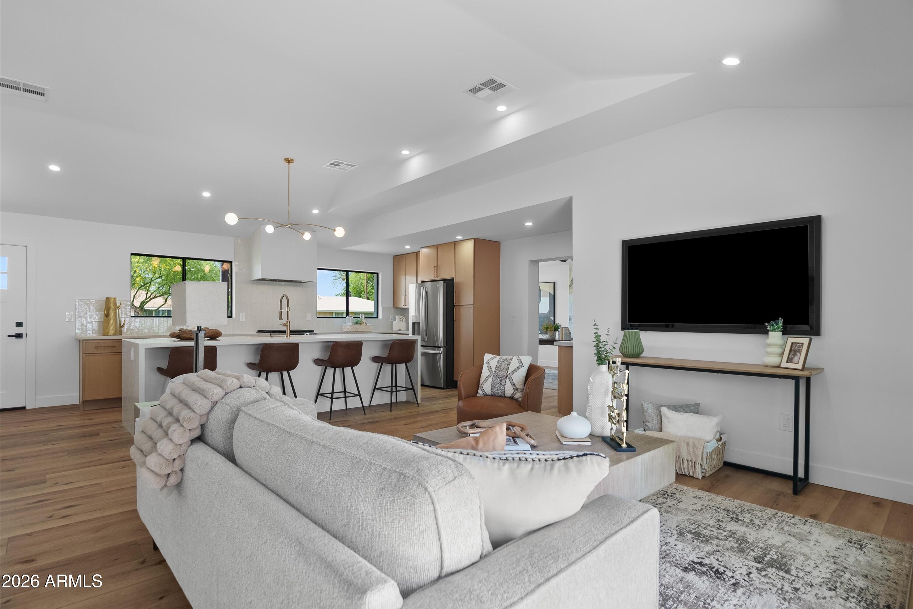 SUNCREST MANOR LOT 14-32 - Residential