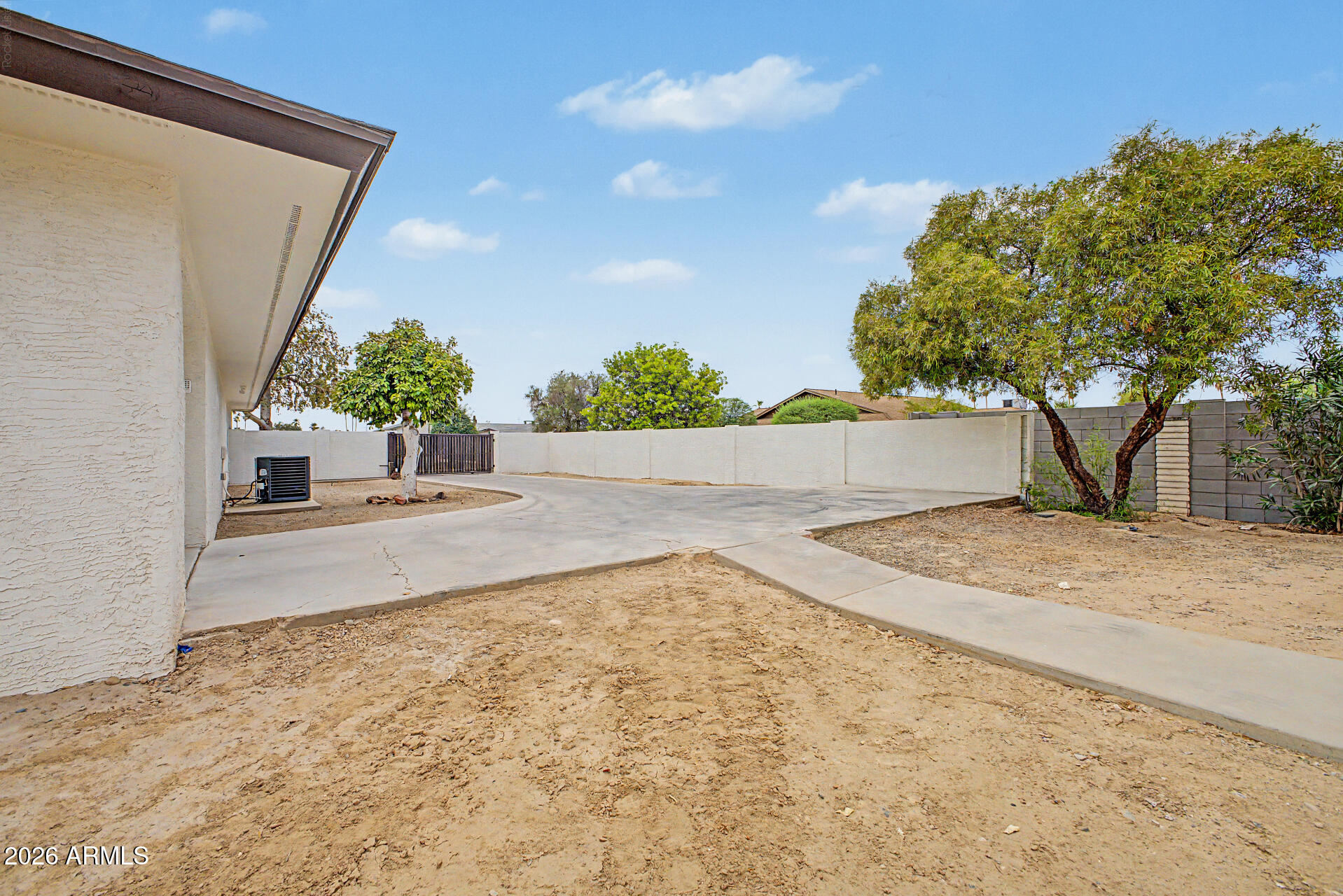 RANCHO ESTATES - Residential