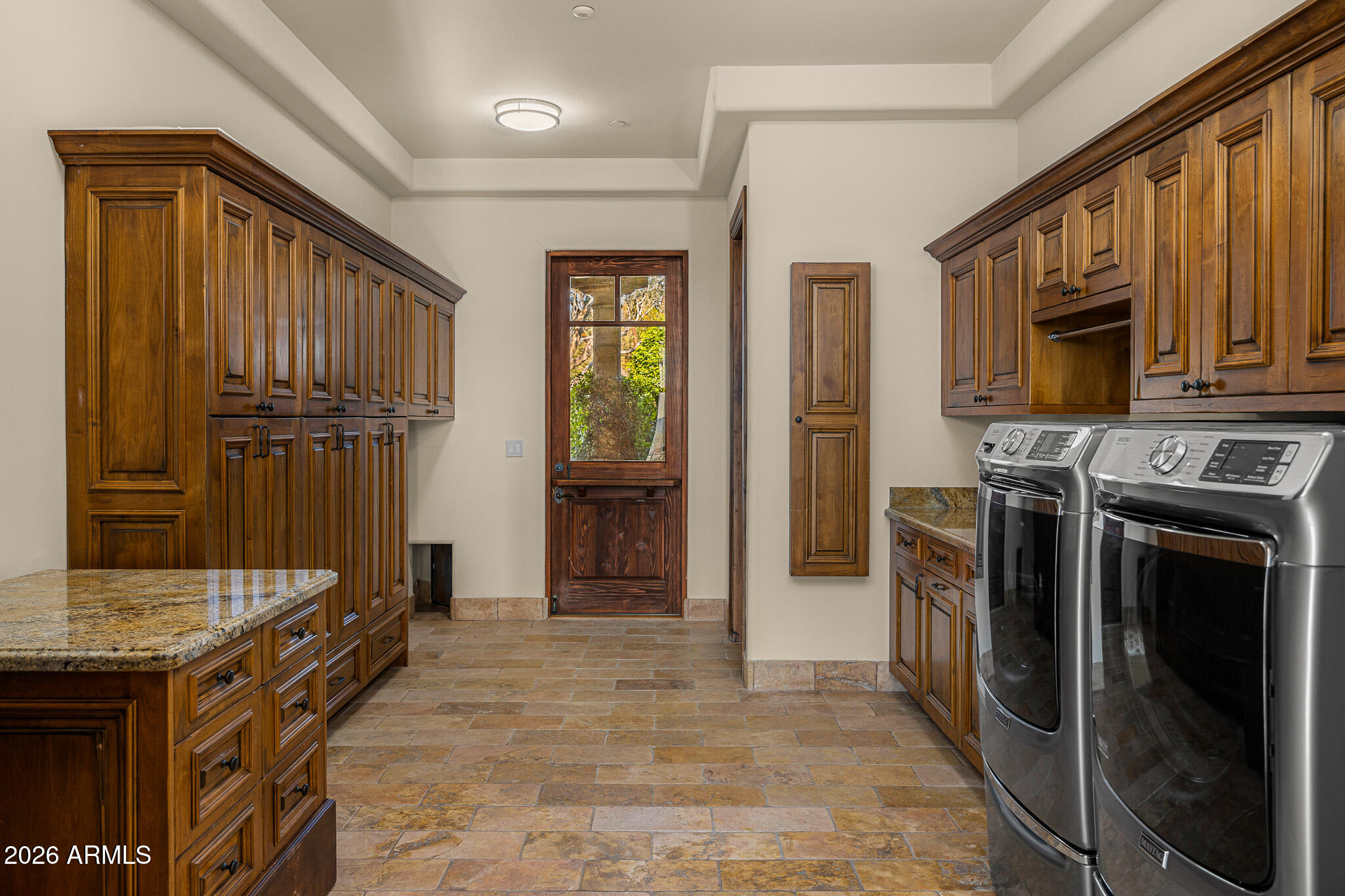 Private 54 Acre Mountain Estate - Residential