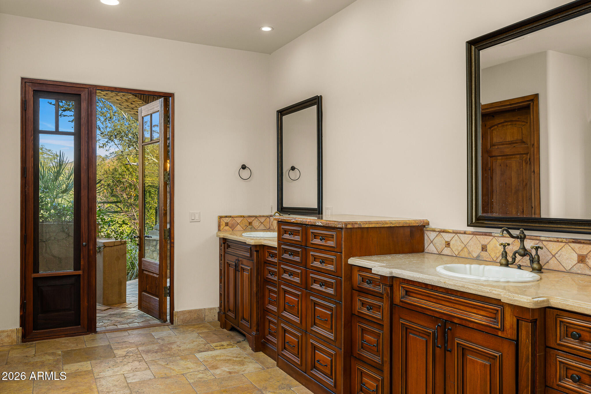 Private 54 Acre Mountain Estate - Residential