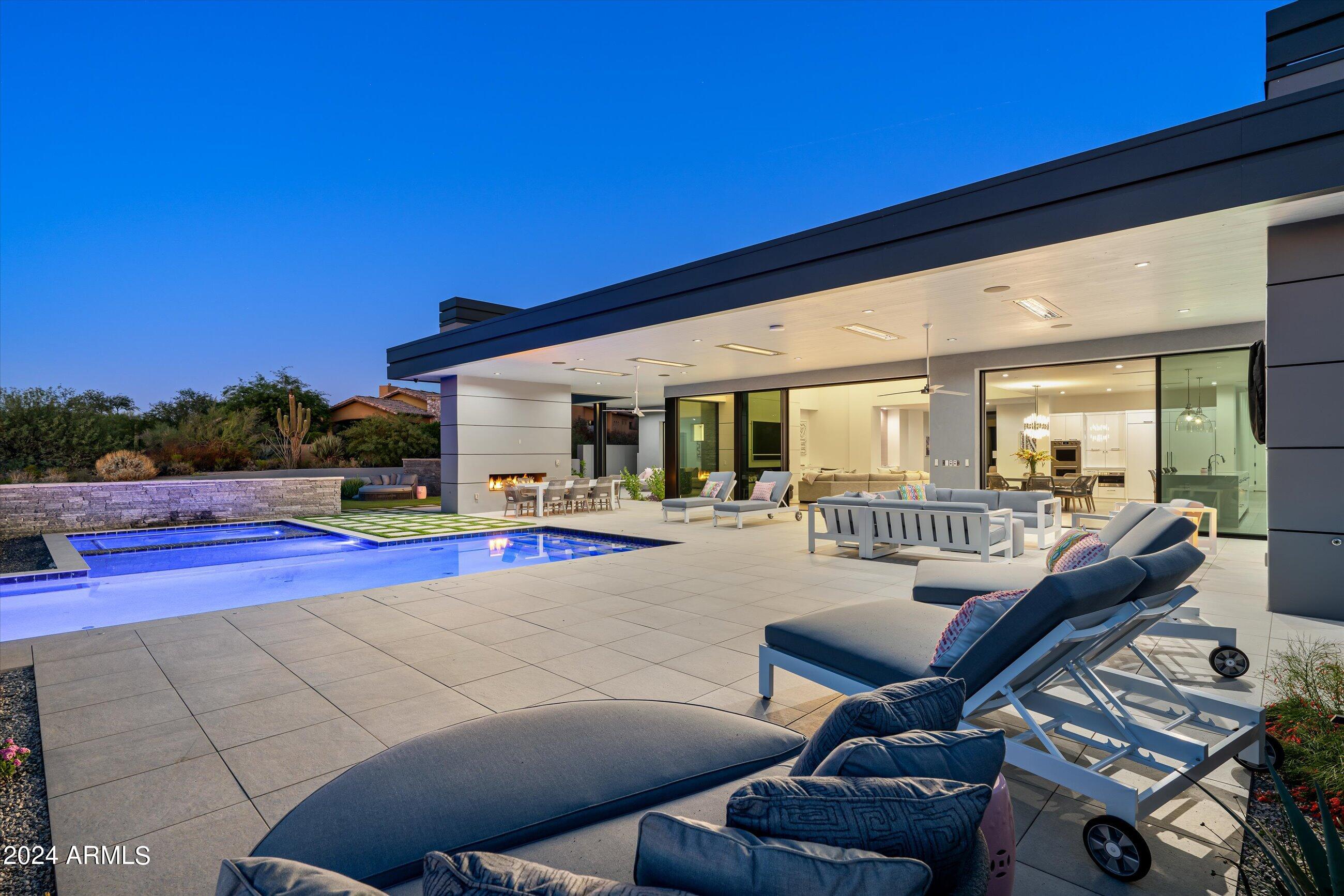 DESERT MOUNTAIN - Residential