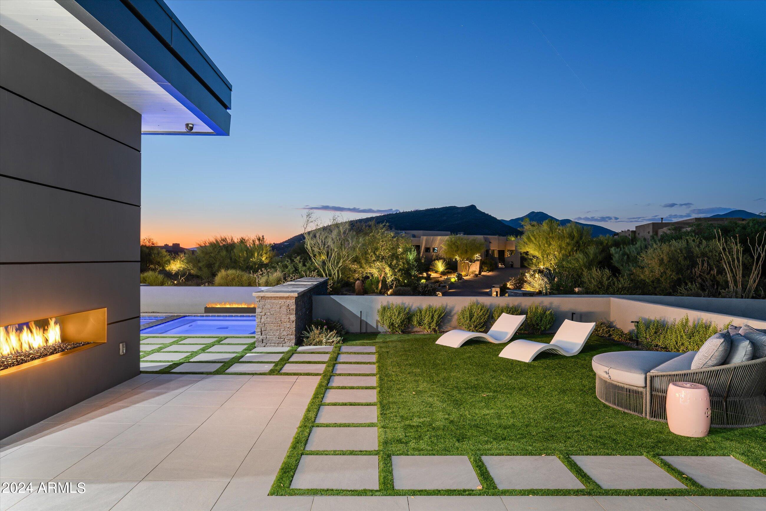 DESERT MOUNTAIN - Residential