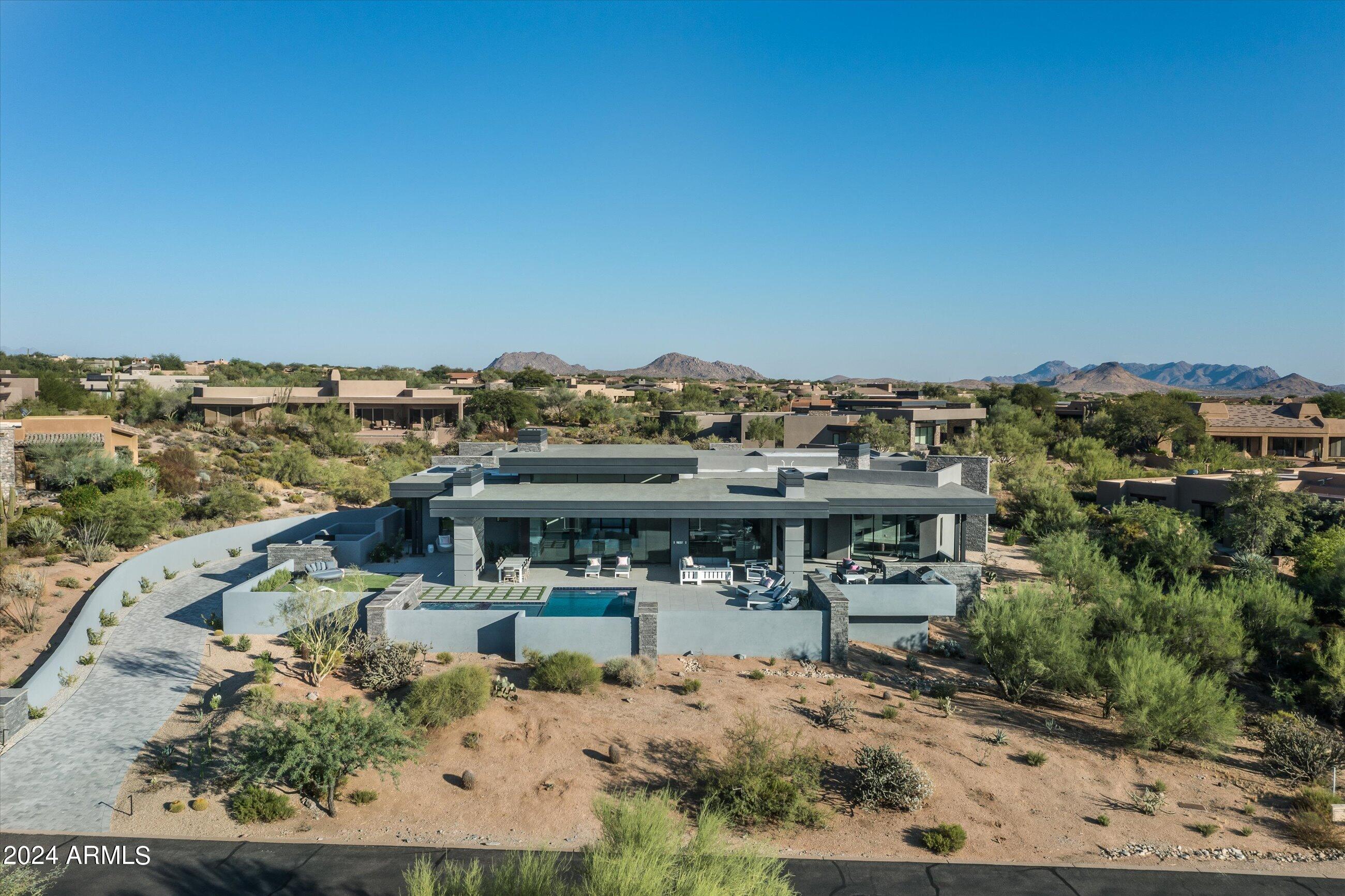 DESERT MOUNTAIN - Residential