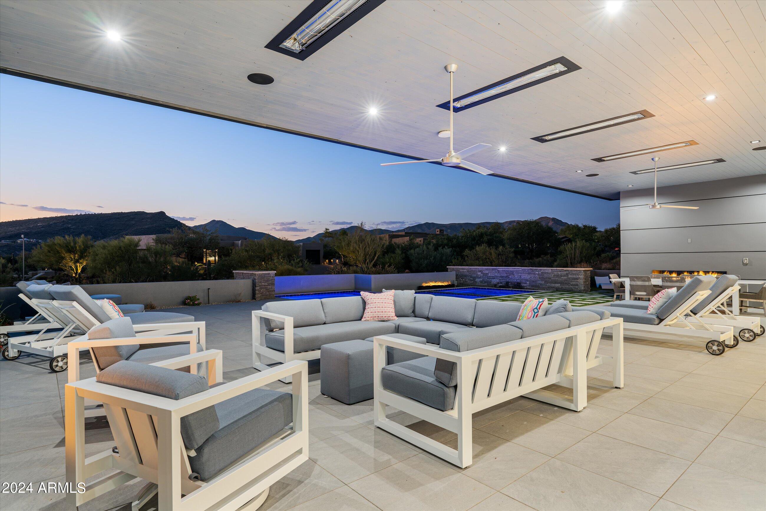 DESERT MOUNTAIN - Residential