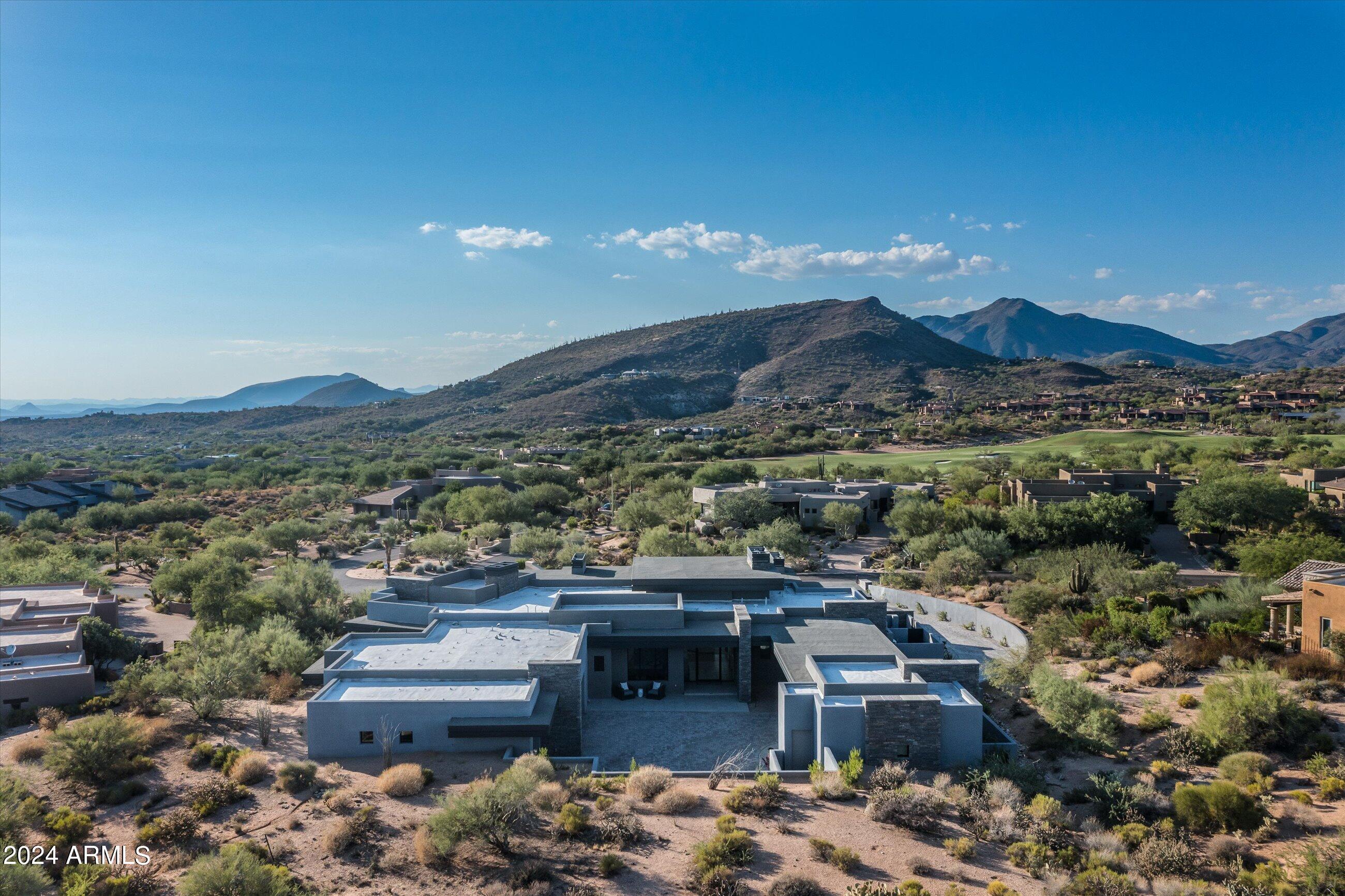 DESERT MOUNTAIN - Residential