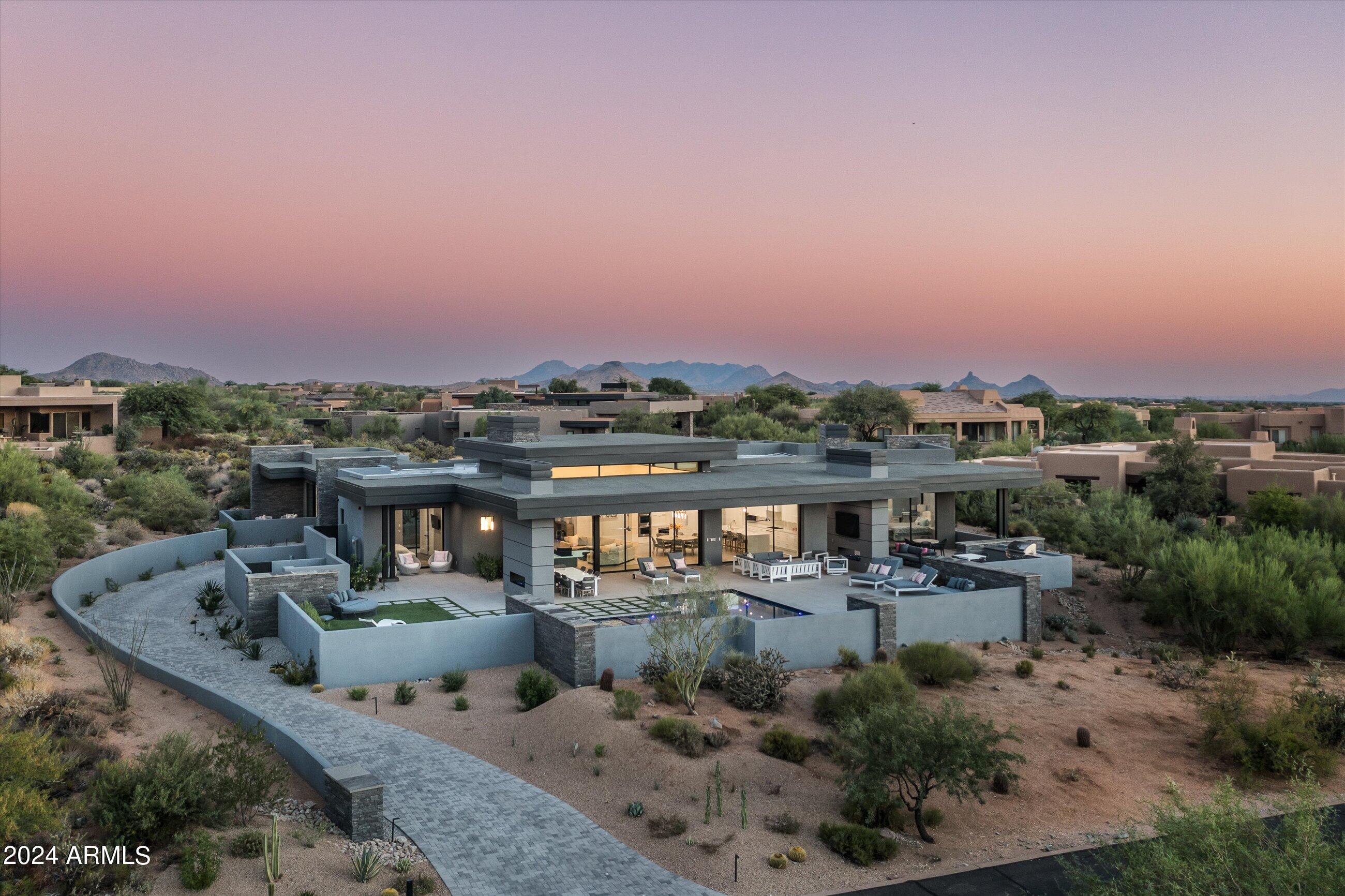 DESERT MOUNTAIN - Residential