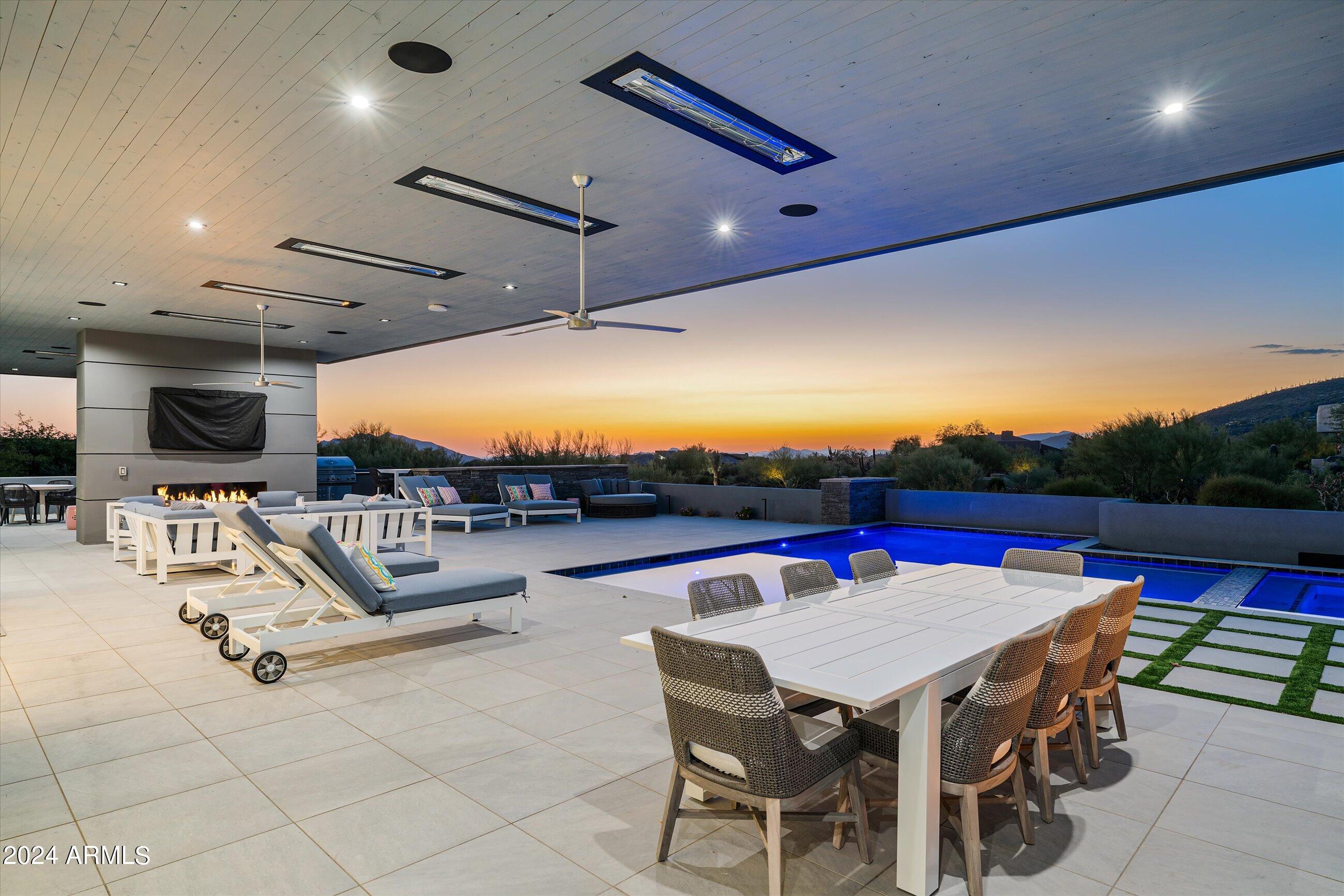 DESERT MOUNTAIN - Residential