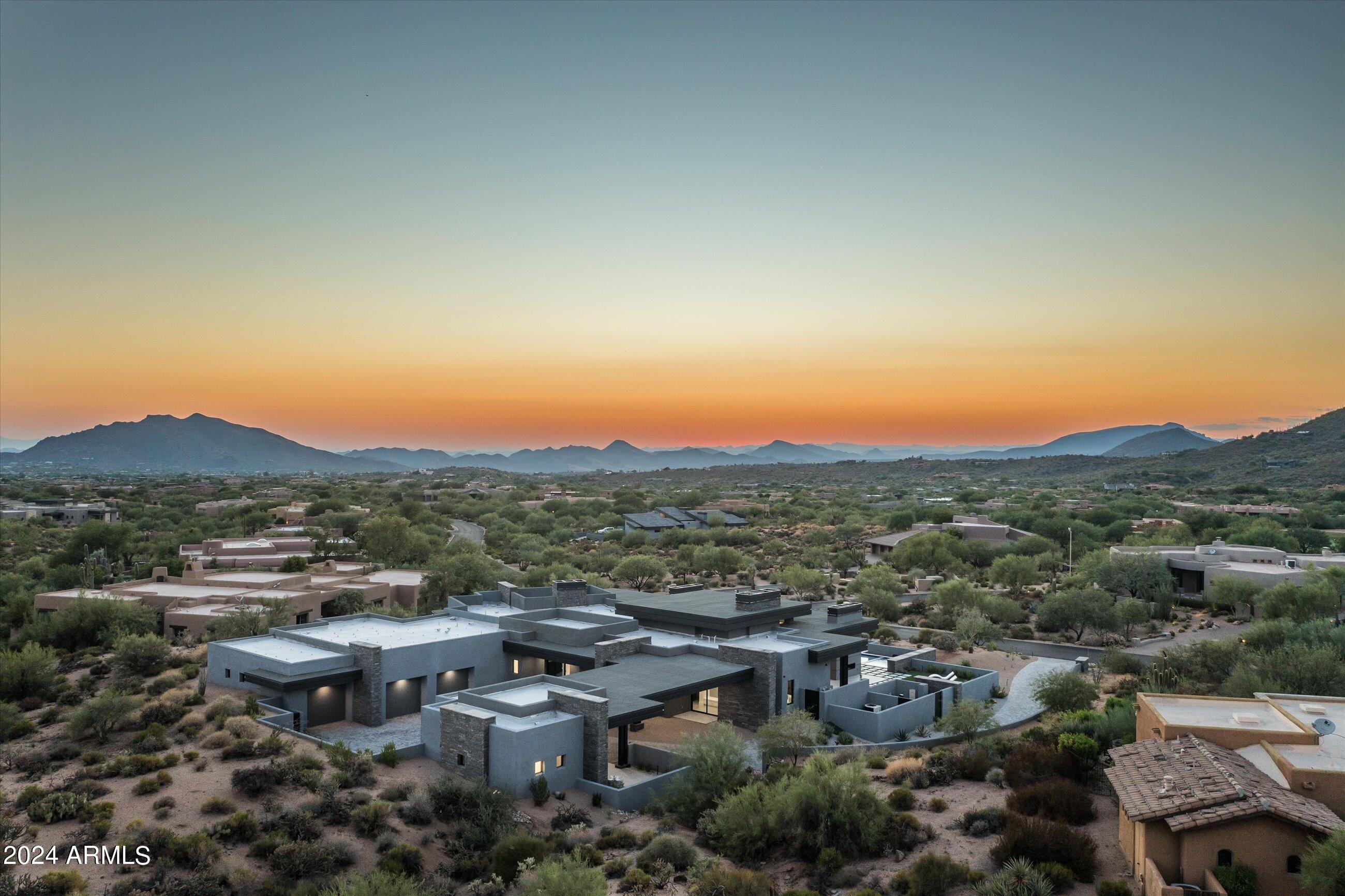 DESERT MOUNTAIN - Residential