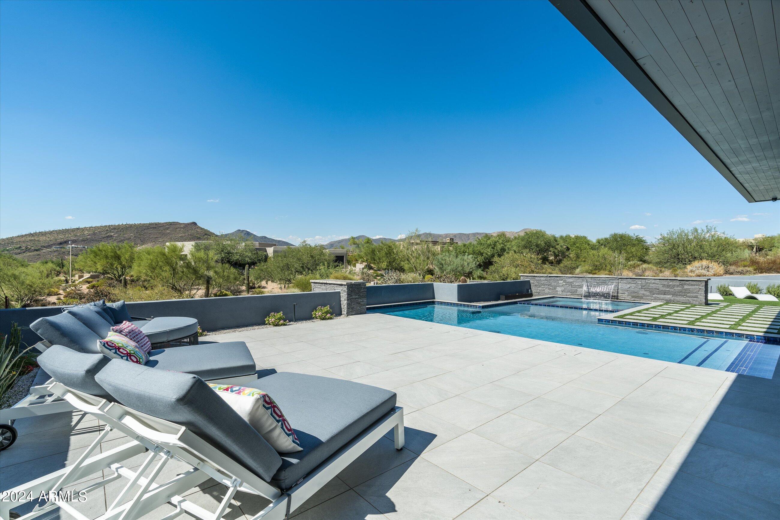 DESERT MOUNTAIN - Residential