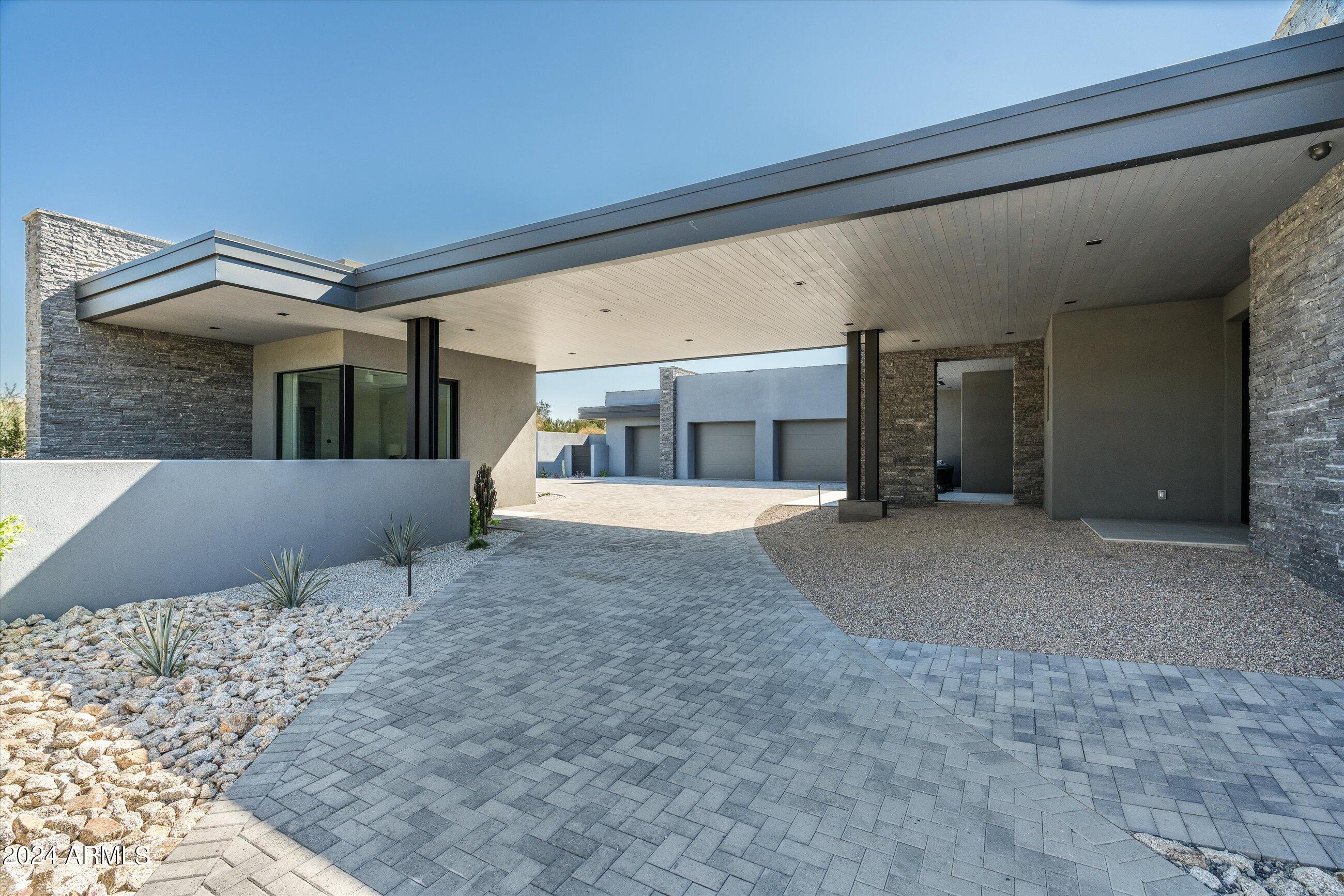DESERT MOUNTAIN - Residential