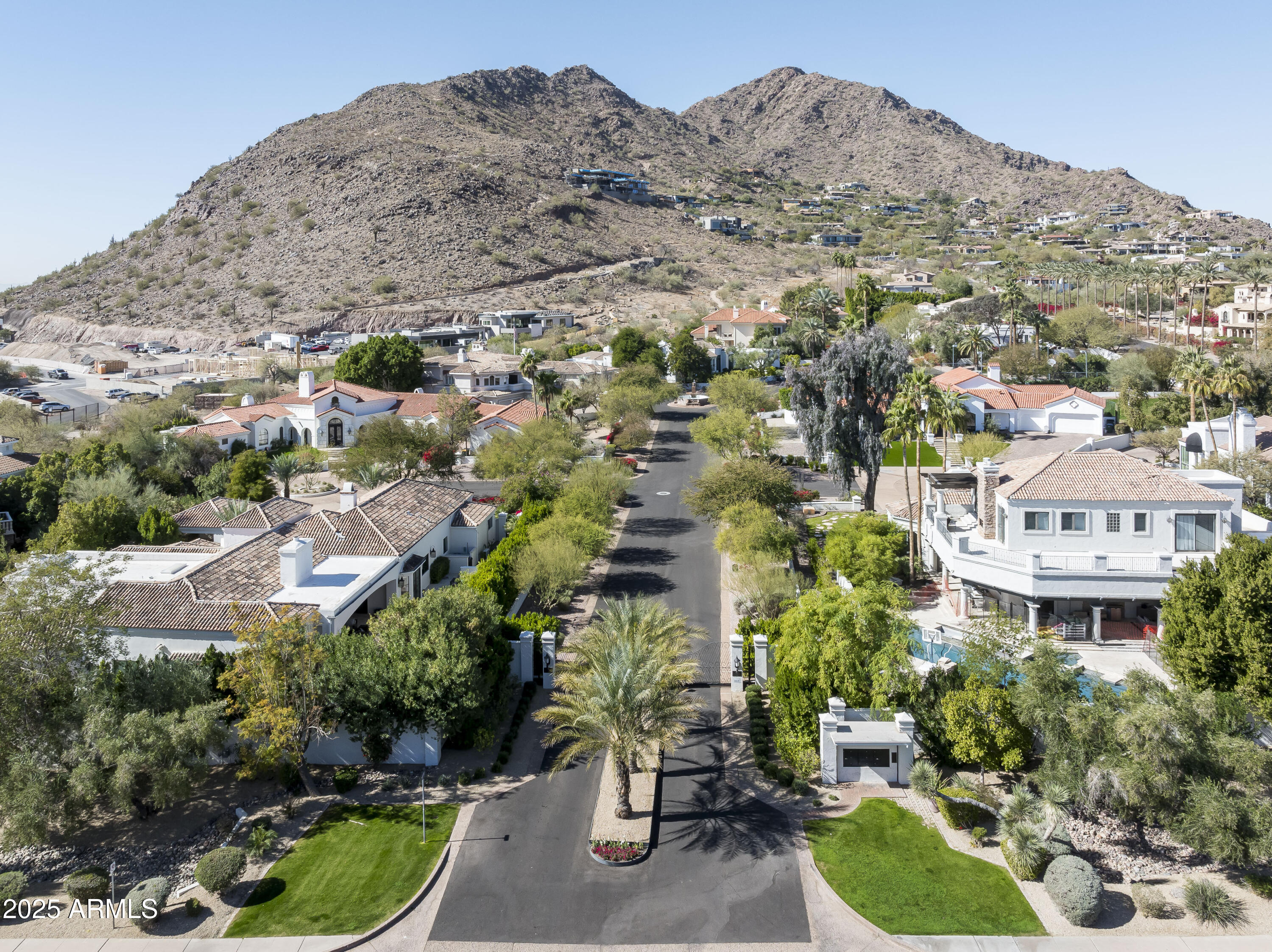 PHOENICIAN ESTATES - Residential
