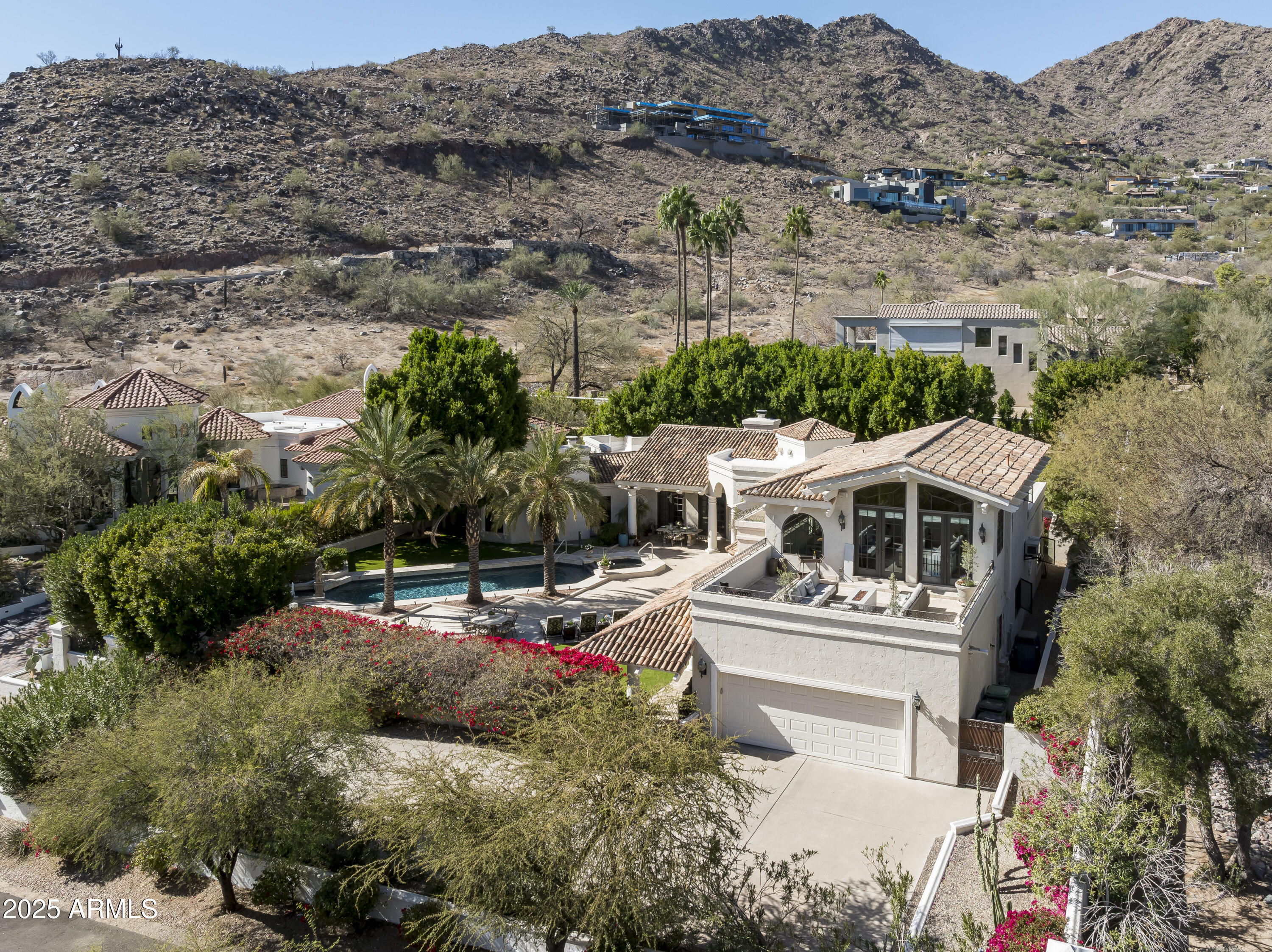 PHOENICIAN ESTATES - Residential